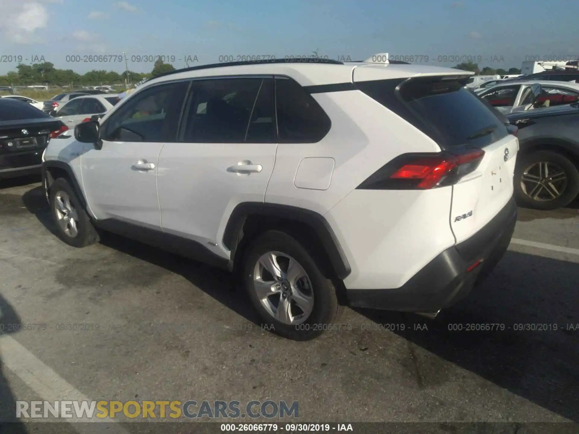 3 Photograph of a damaged car JTMLWRFV9KD011903 TOYOTA RAV4 2019