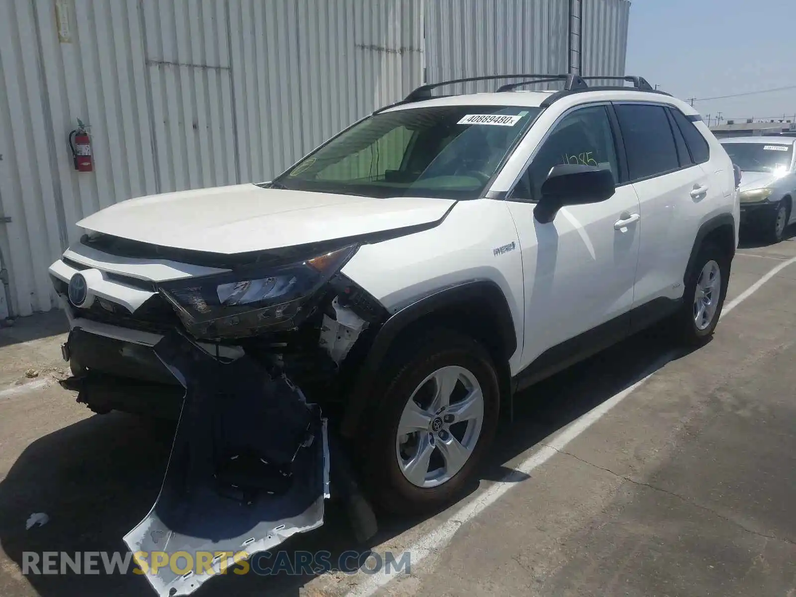2 Photograph of a damaged car JTMLWRFV9KD029754 TOYOTA RAV4 2019