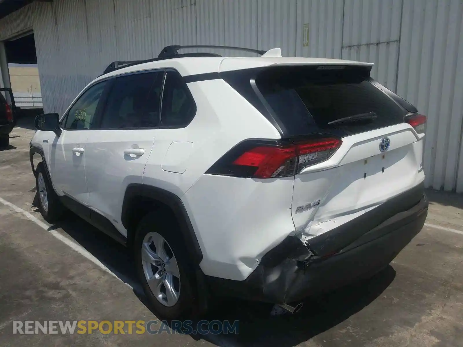3 Photograph of a damaged car JTMLWRFV9KD029754 TOYOTA RAV4 2019