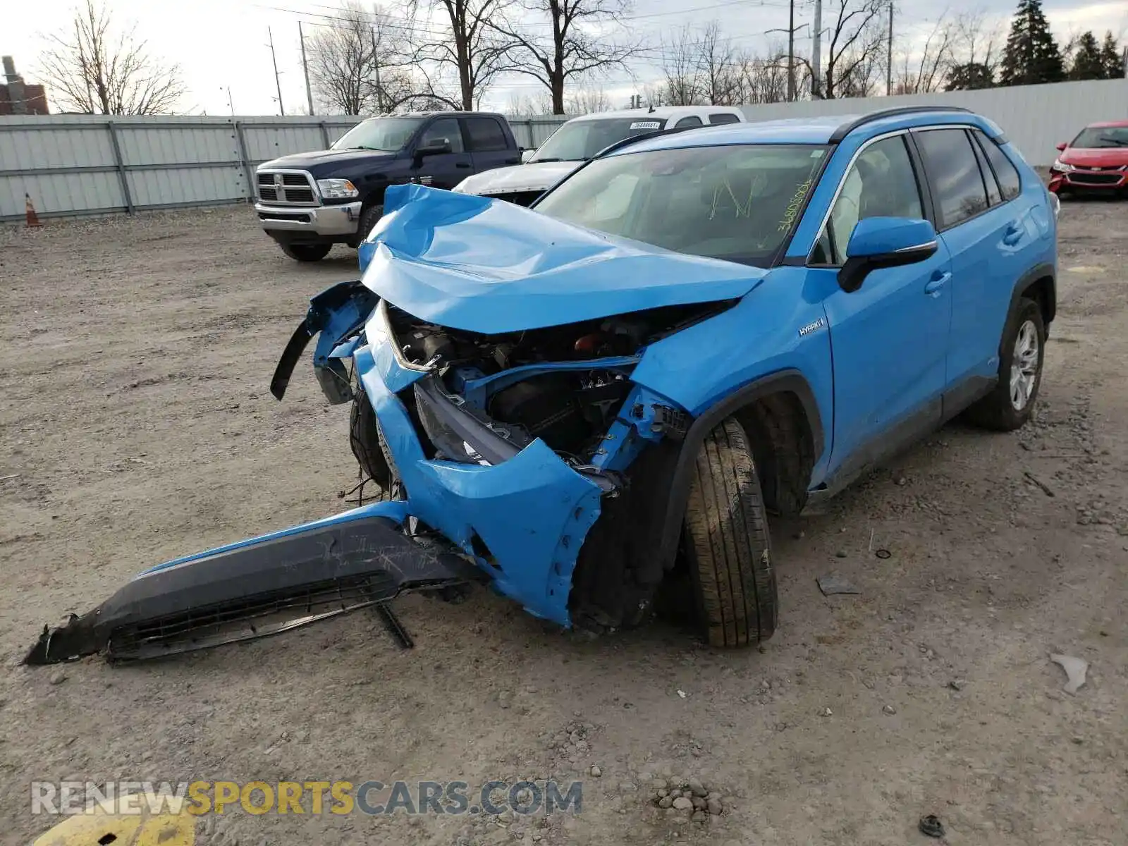 2 Photograph of a damaged car JTMMWRFV0KD026259 TOYOTA RAV4 2019