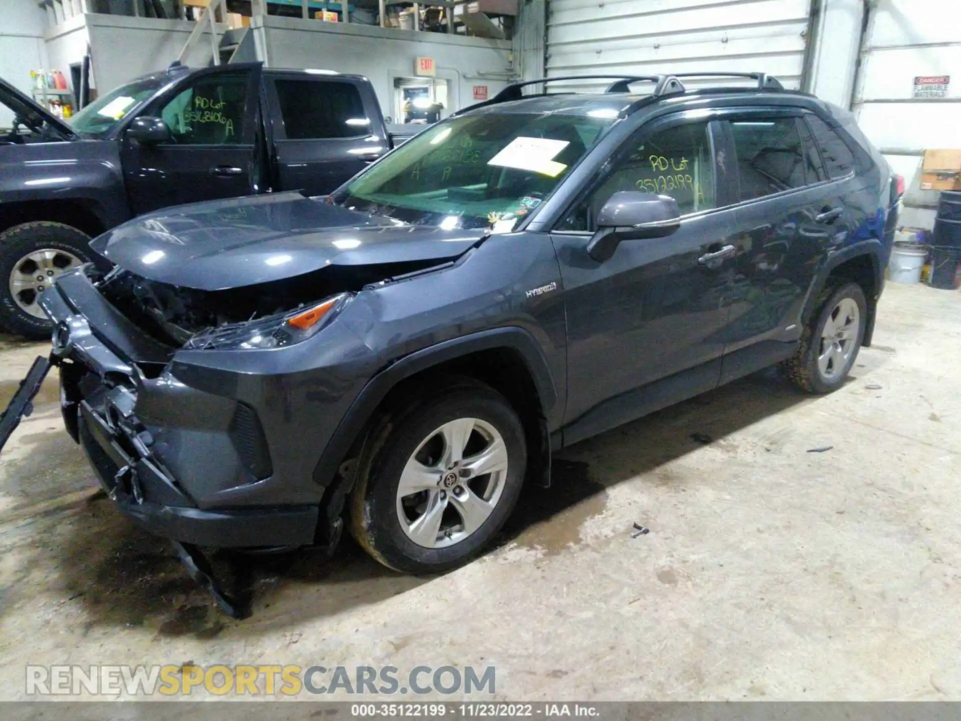 2 Photograph of a damaged car JTMMWRFV2KD028644 TOYOTA RAV4 2019