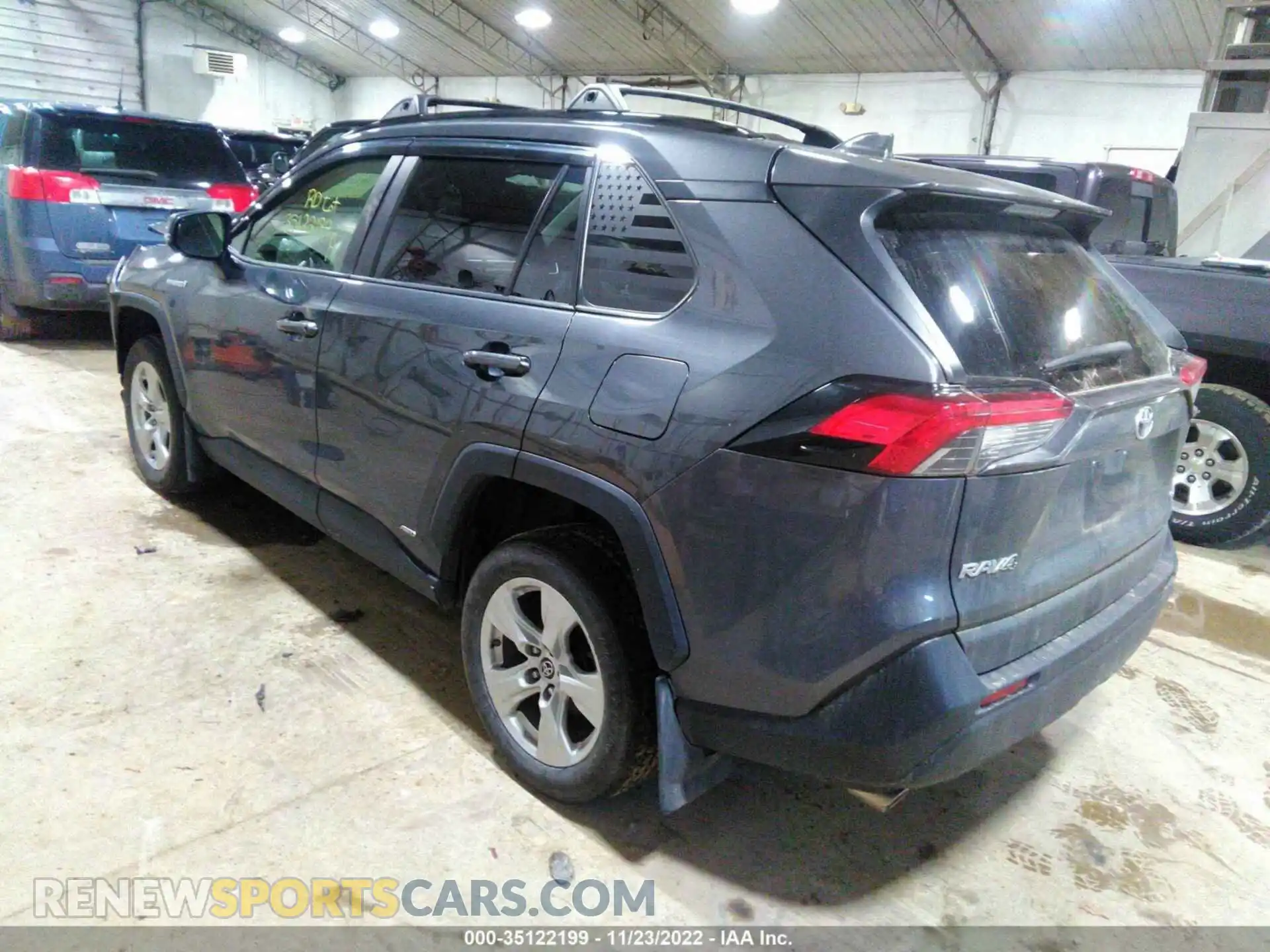 3 Photograph of a damaged car JTMMWRFV2KD028644 TOYOTA RAV4 2019