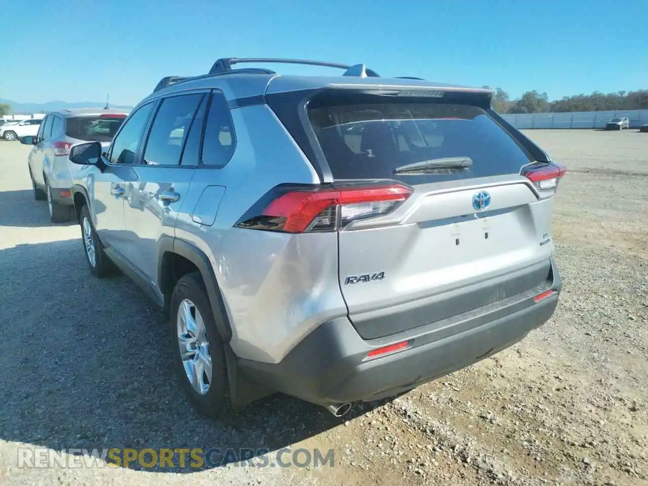 3 Photograph of a damaged car JTMMWRFV3KD504190 TOYOTA RAV4 2019