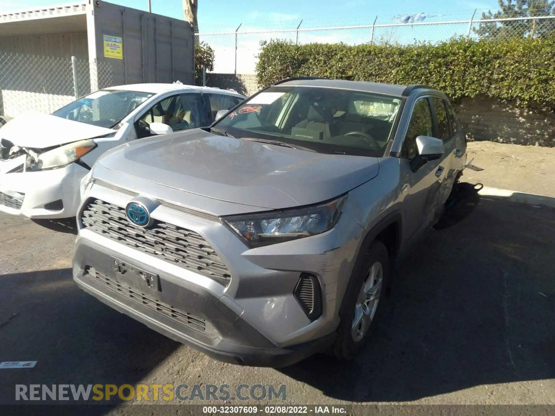 2 Photograph of a damaged car JTMMWRFV9KD503822 TOYOTA RAV4 2019