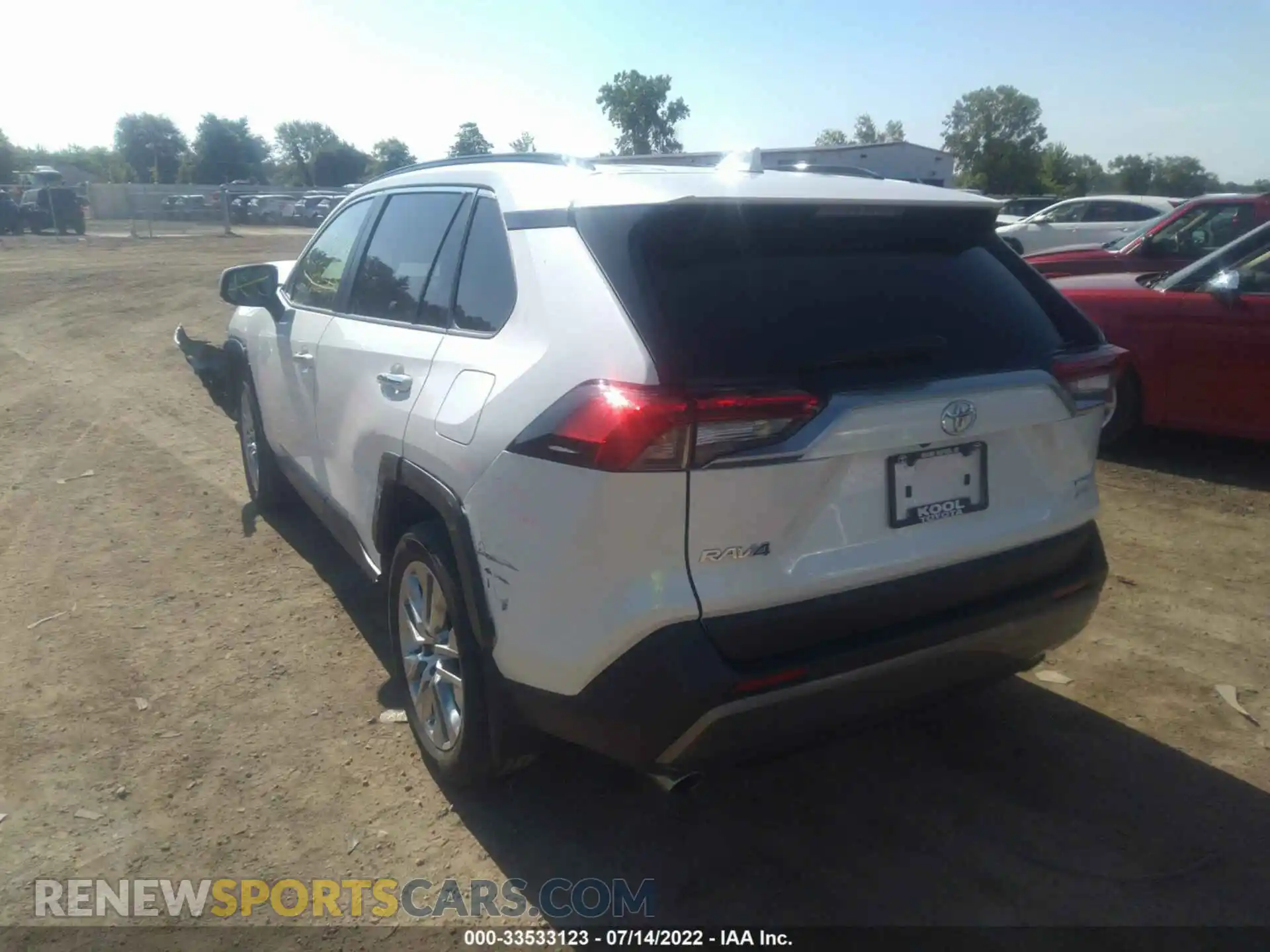 3 Фотография поврежденного автомобиля JTMN1RFV6KD511167 TOYOTA RAV4 2019