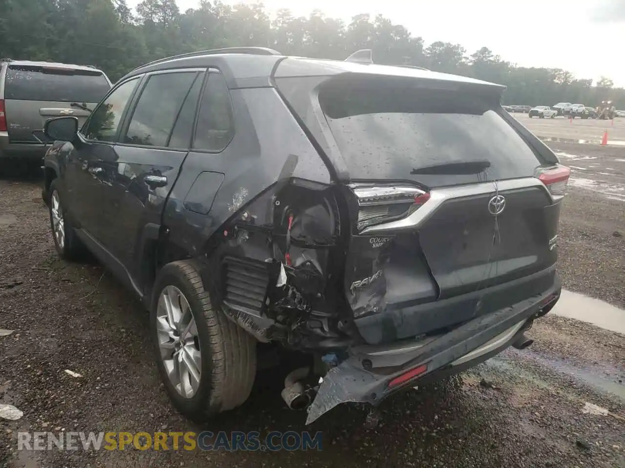 3 Photograph of a damaged car JTMN1RFV6KD521312 TOYOTA RAV4 2019