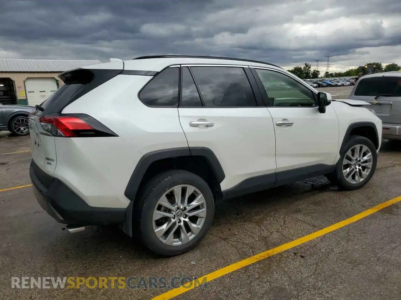 3 Photograph of a damaged car JTMN1RFV8KD036671 TOYOTA RAV4 2019