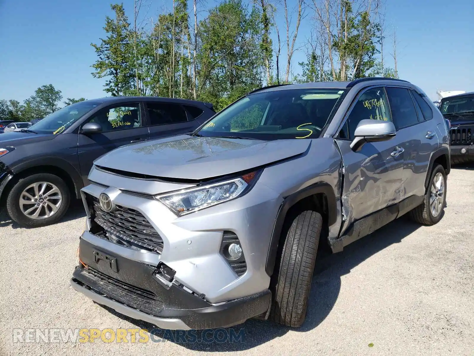 2 Photograph of a damaged car JTMN1RFVXKD036722 TOYOTA RAV4 2019