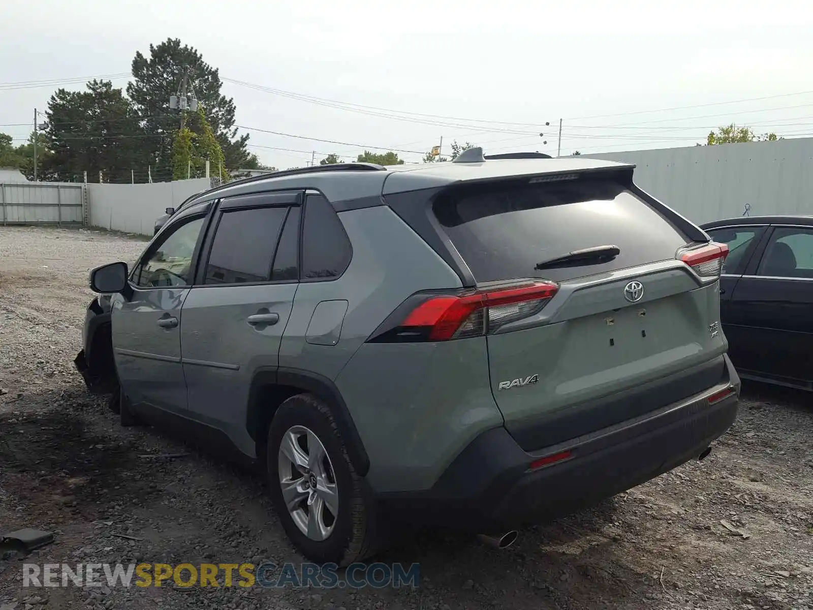 3 Photograph of a damaged car JTMP1RFV0KD036012 TOYOTA RAV4 2019