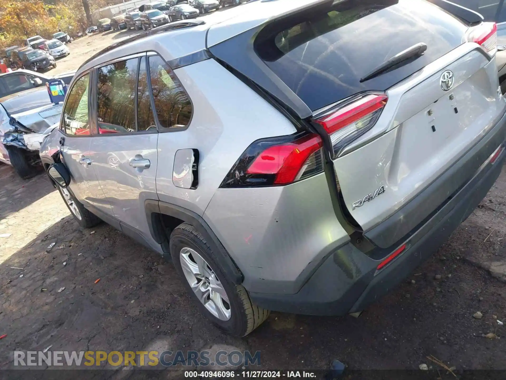 3 Photograph of a damaged car JTMP1RFV3KD007586 TOYOTA RAV4 2019