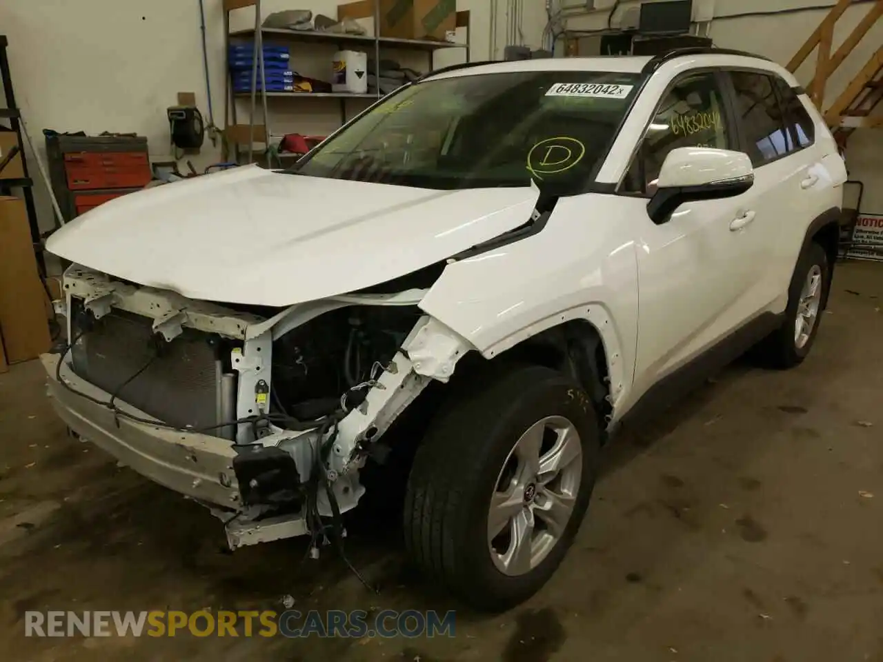 2 Photograph of a damaged car JTMP1RFV3KD015297 TOYOTA RAV4 2019