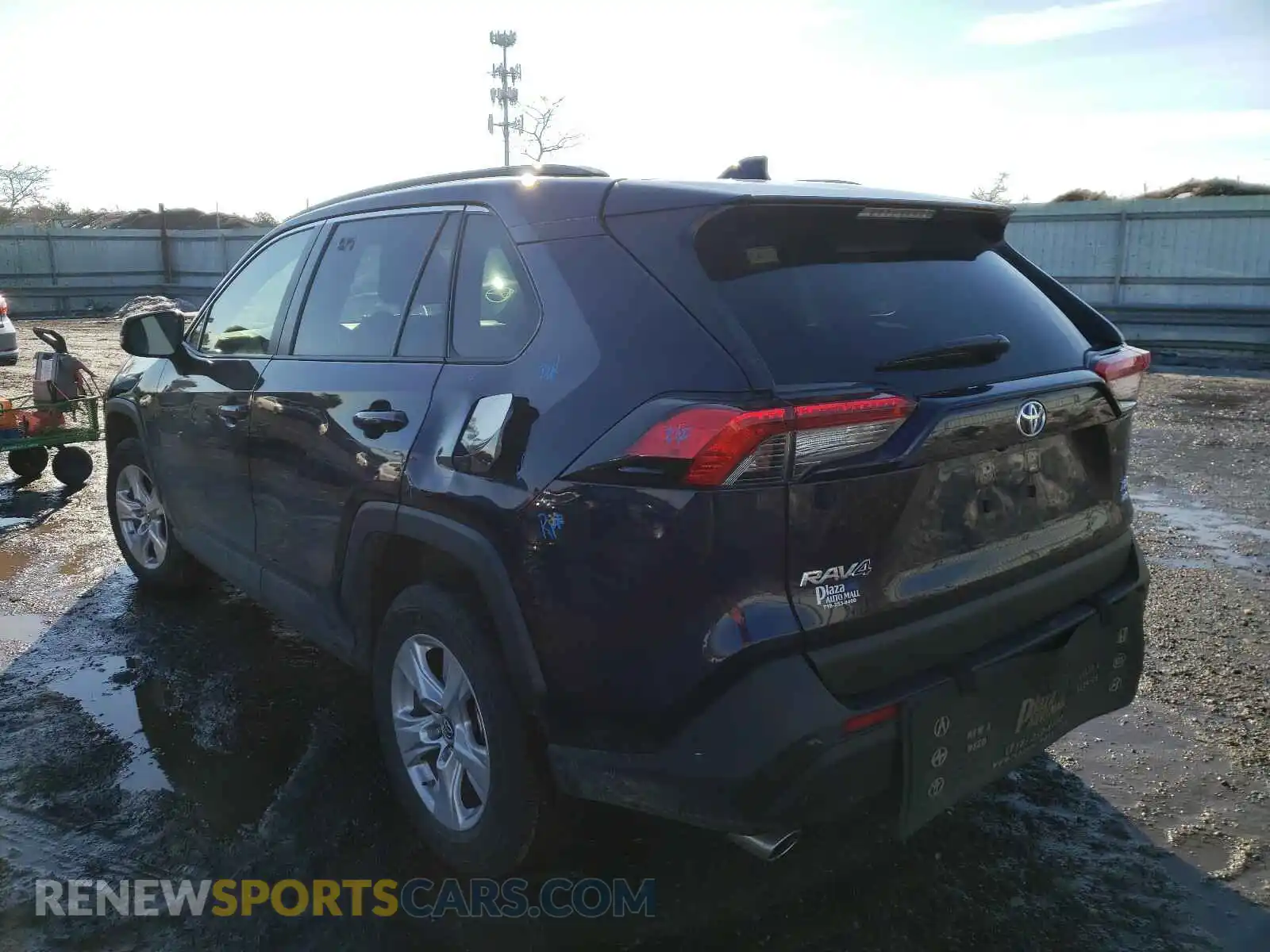3 Photograph of a damaged car JTMP1RFV3KD036554 TOYOTA RAV4 2019