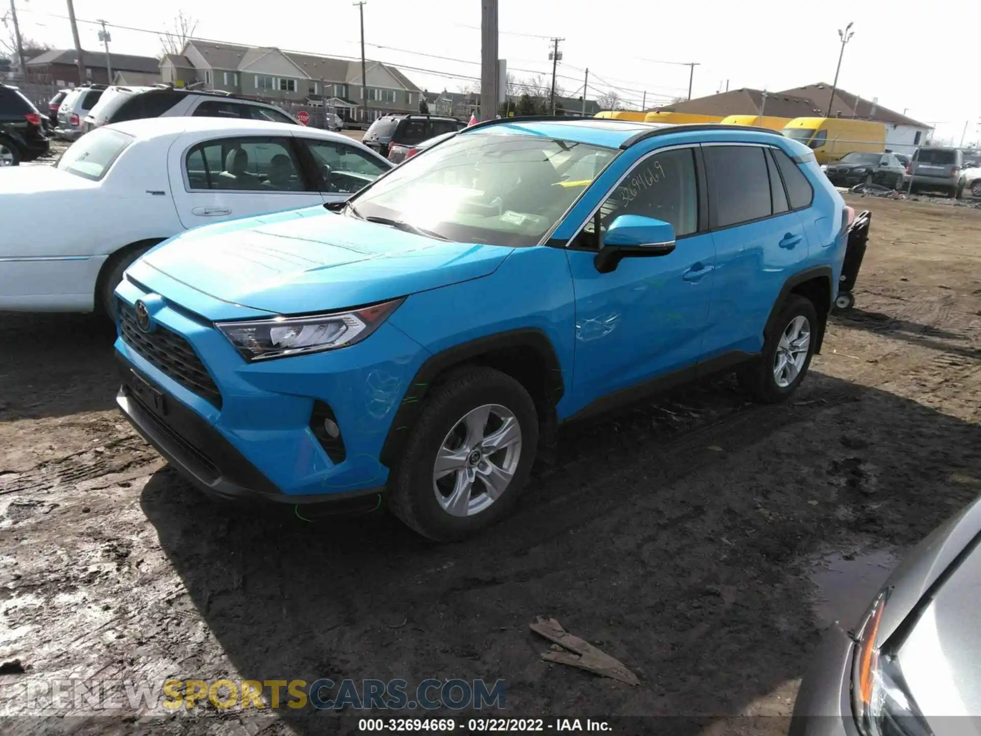 2 Photograph of a damaged car JTMP1RFV4KD016992 TOYOTA RAV4 2019