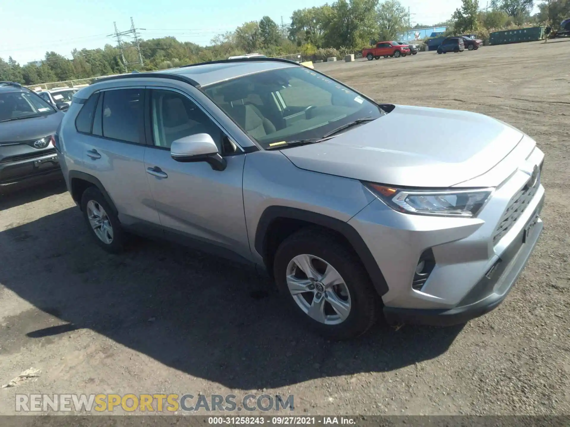 1 Photograph of a damaged car JTMP1RFV4KD020718 TOYOTA RAV4 2019