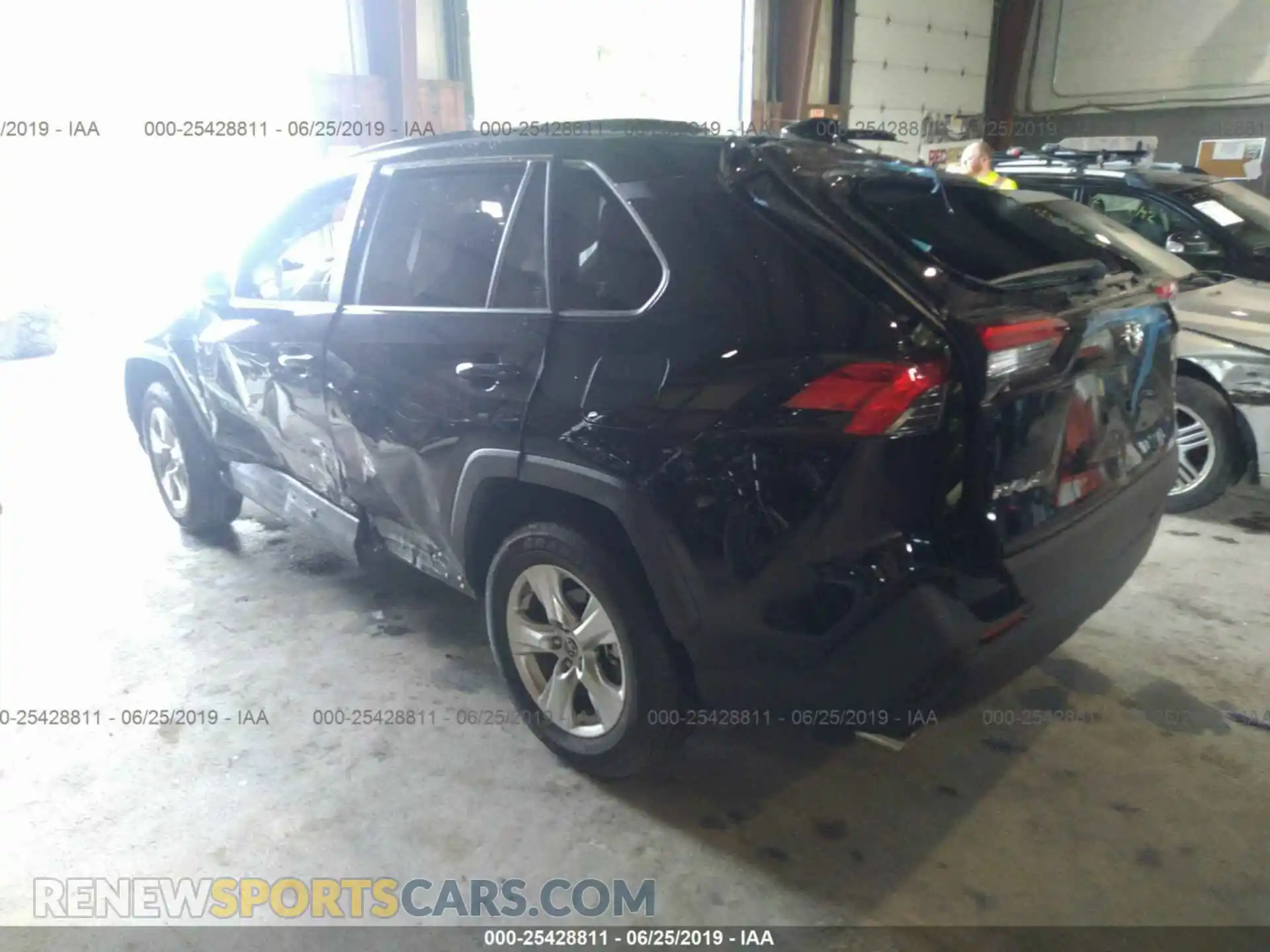 3 Photograph of a damaged car JTMP1RFV4KJ001698 TOYOTA RAV4 2019