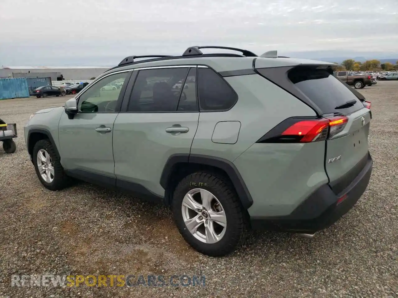 2 Photograph of a damaged car JTMP1RFV5KD506907 TOYOTA RAV4 2019