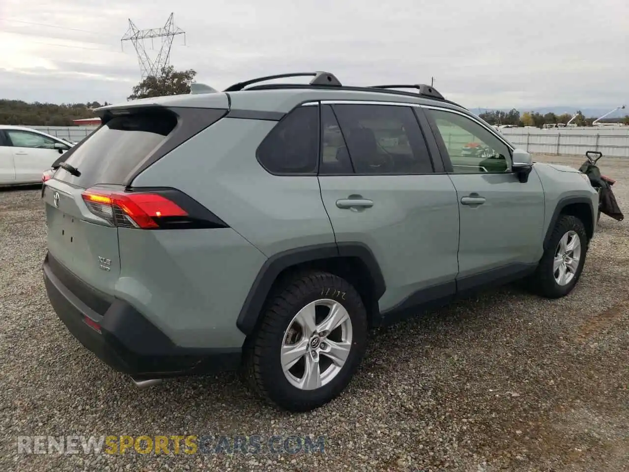3 Photograph of a damaged car JTMP1RFV5KD506907 TOYOTA RAV4 2019