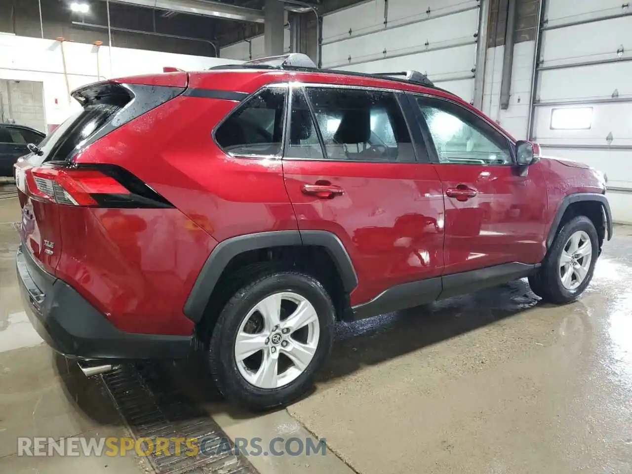 3 Photograph of a damaged car JTMP1RFV7KD038582 TOYOTA RAV4 2019