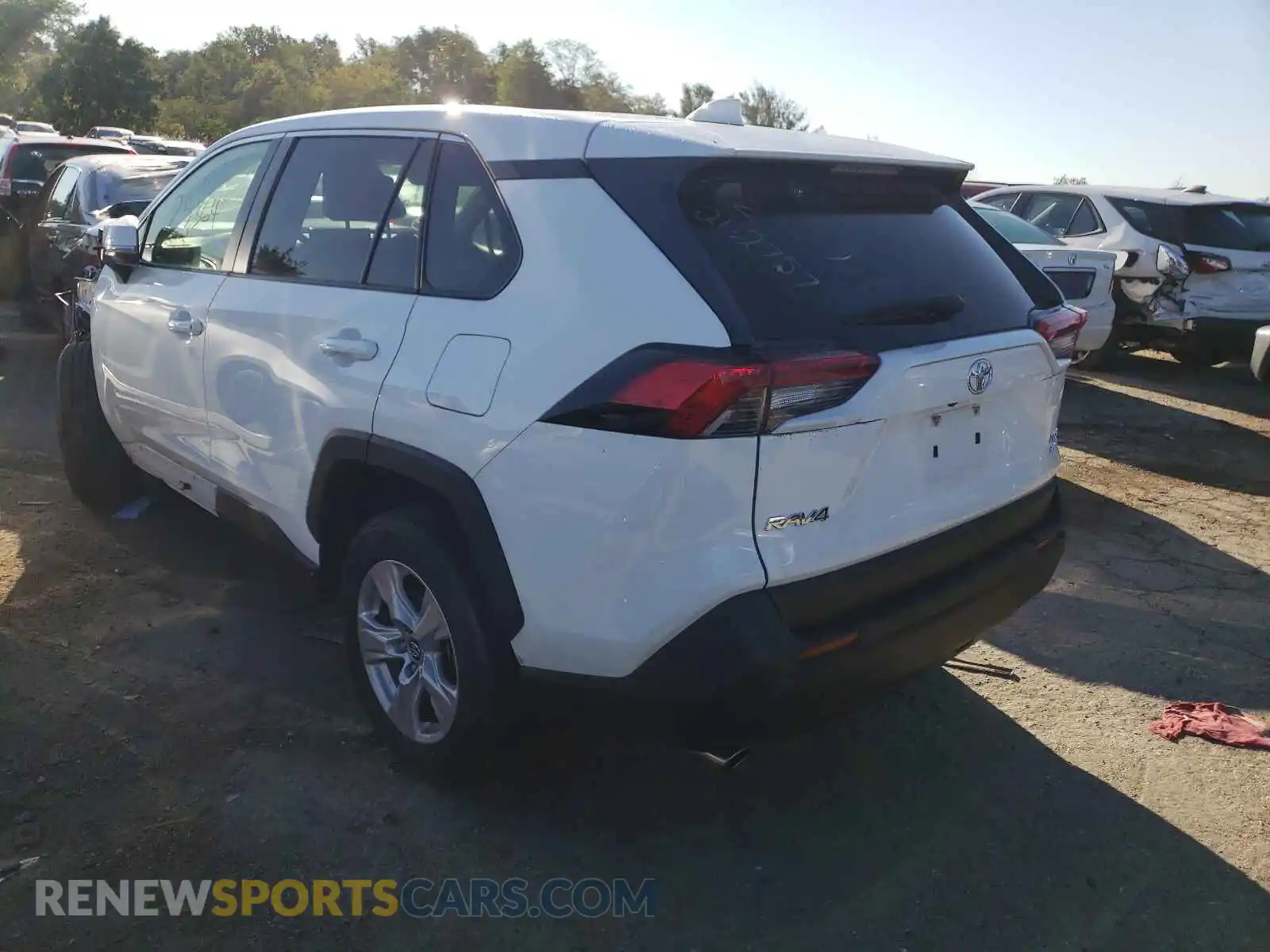 3 Photograph of a damaged car JTMP1RFV8KD512474 TOYOTA RAV4 2019