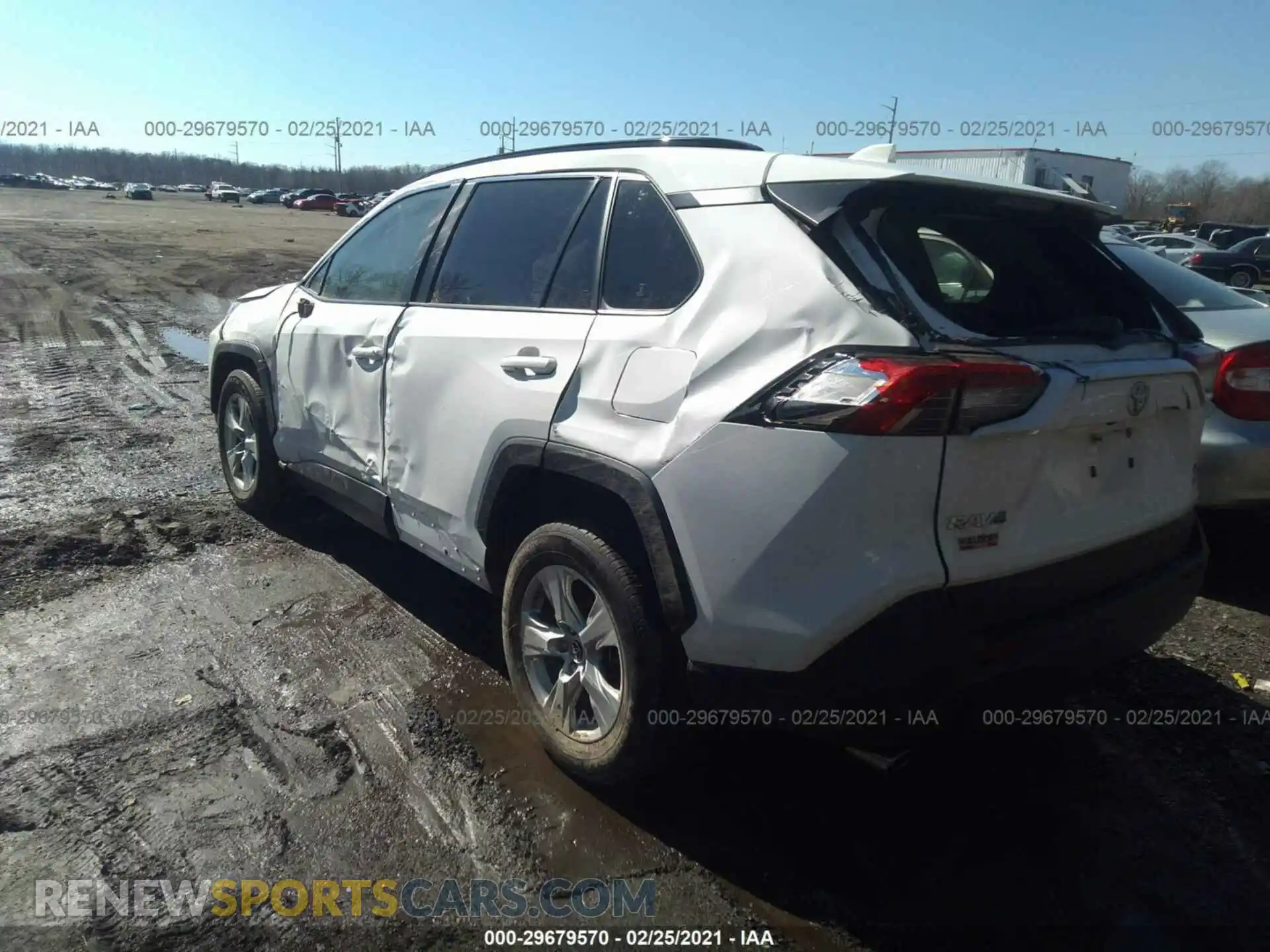 3 Photograph of a damaged car JTMP1RFV9KD014686 TOYOTA RAV4 2019