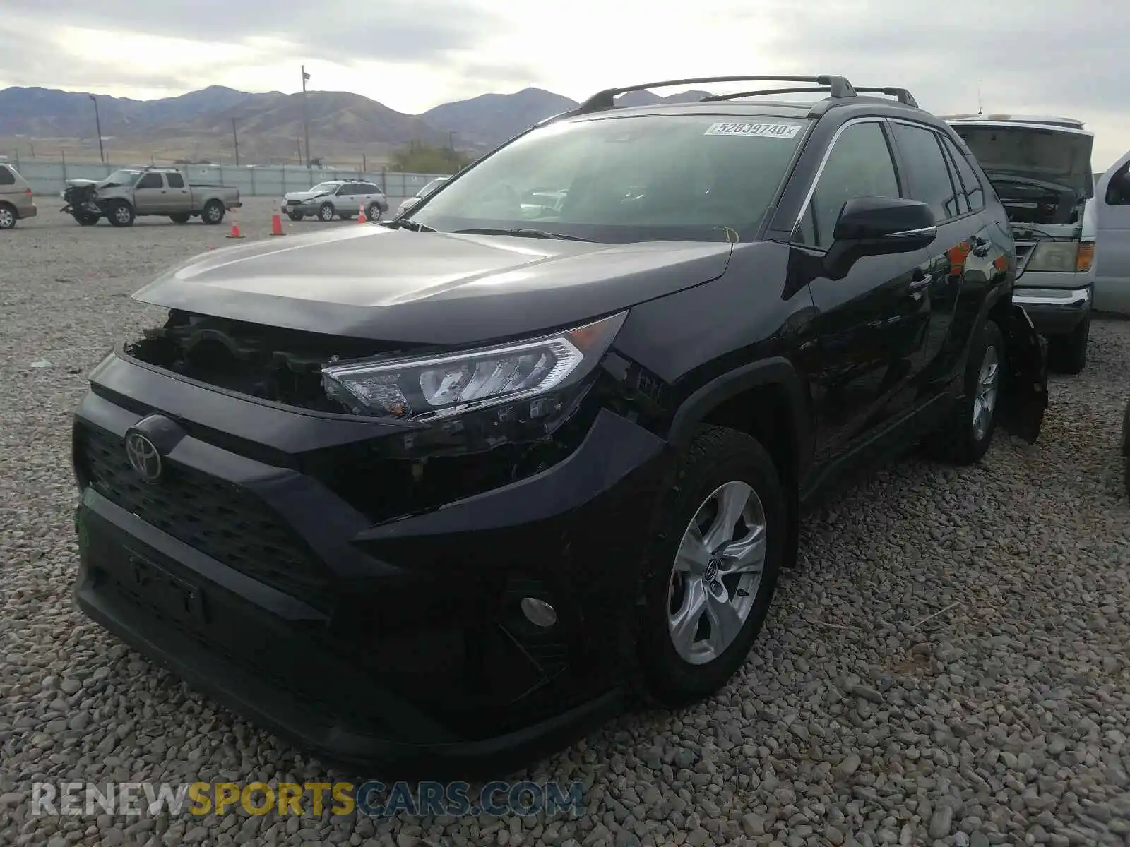 2 Photograph of a damaged car JTMP1RFV9KD028345 TOYOTA RAV4 2019
