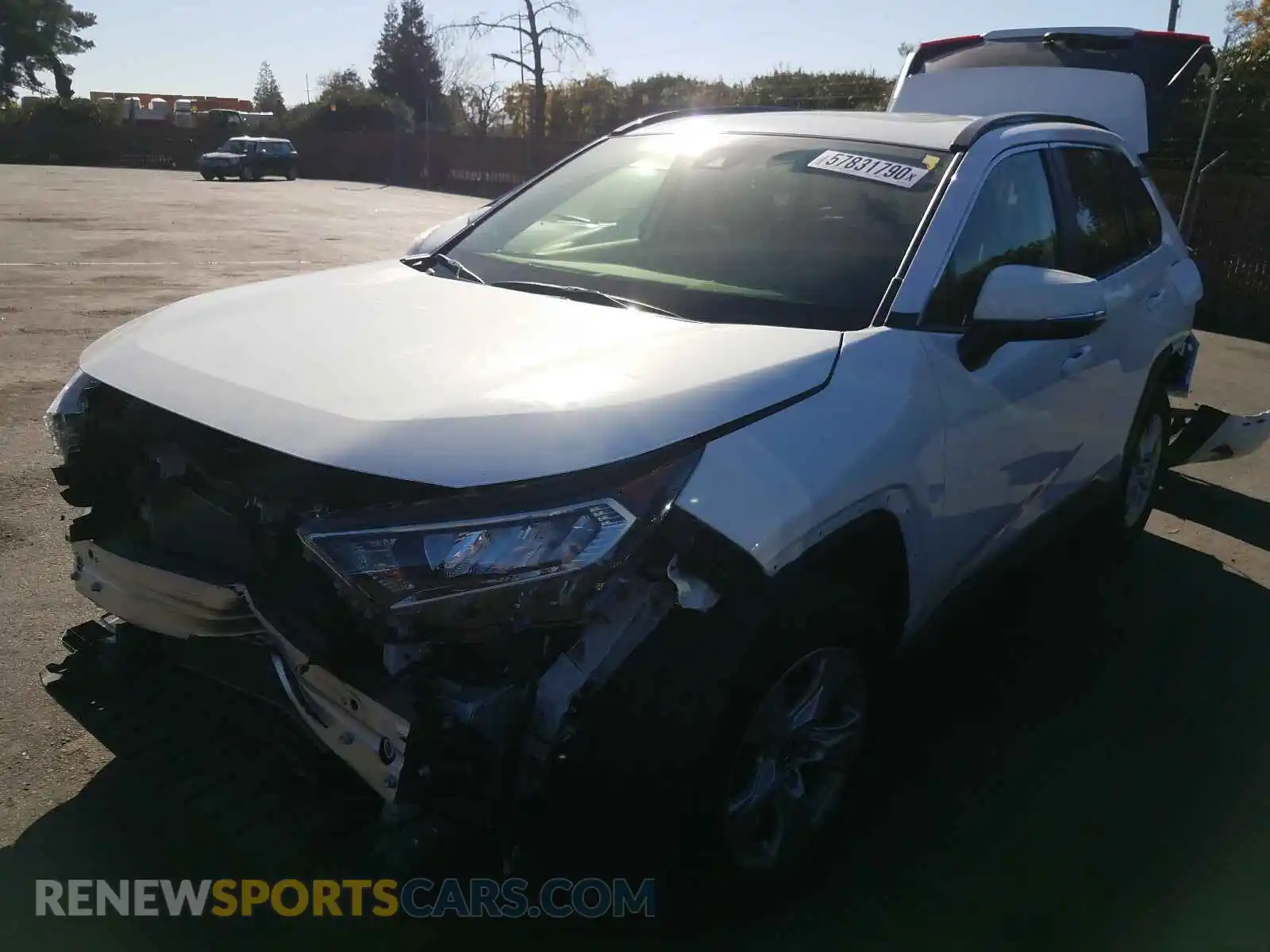 2 Photograph of a damaged car JTMP1RFVXKD025468 TOYOTA RAV4 2019