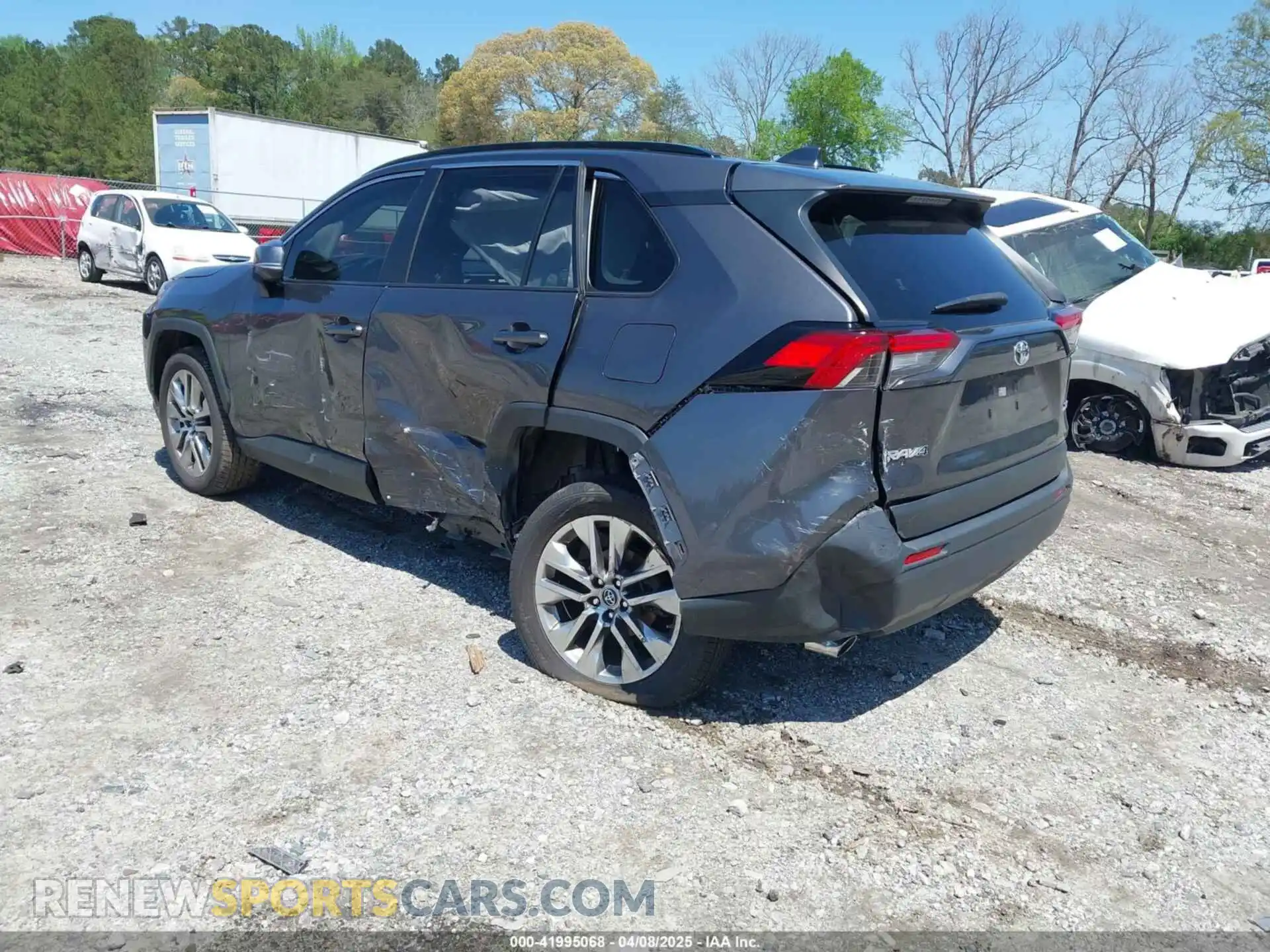 3 Photograph of a damaged car JTMW1RFVXKJ014127 TOYOTA RAV4 2019
