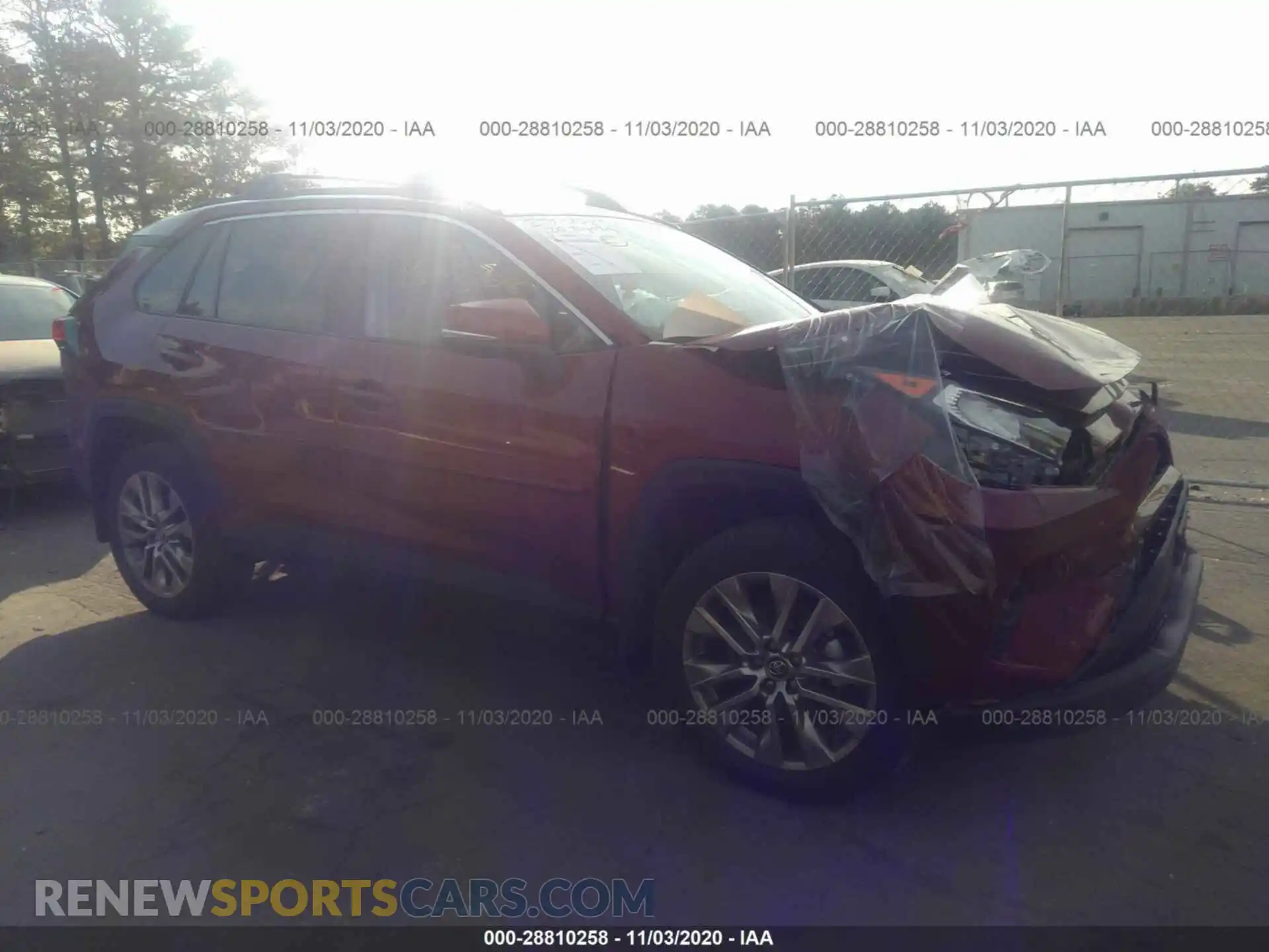 1 Photograph of a damaged car 2T3A1RFV6LC070225 TOYOTA RAV4 2020