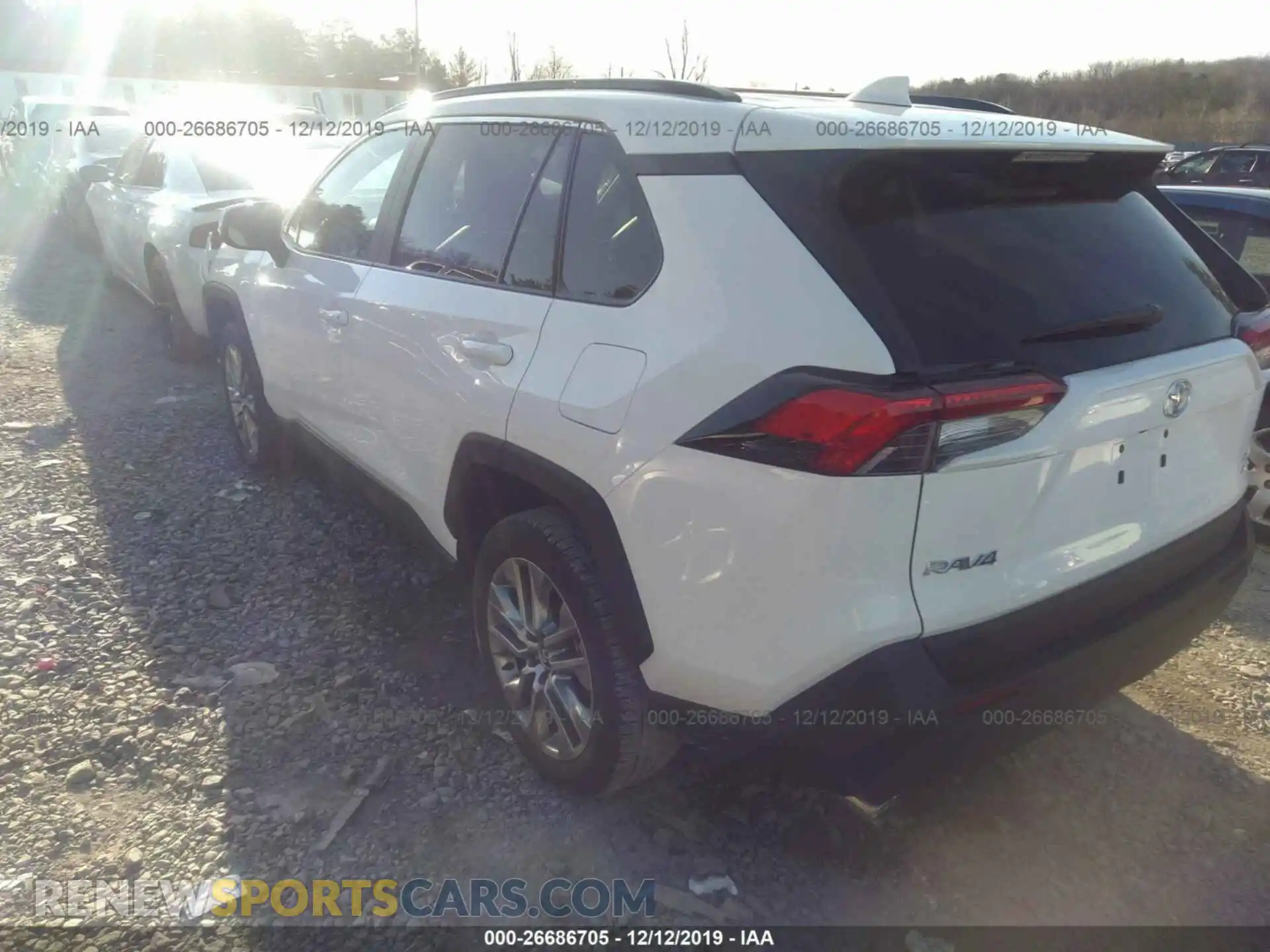 3 Photograph of a damaged car 2T3A1RFV7LC064448 TOYOTA RAV4 2020