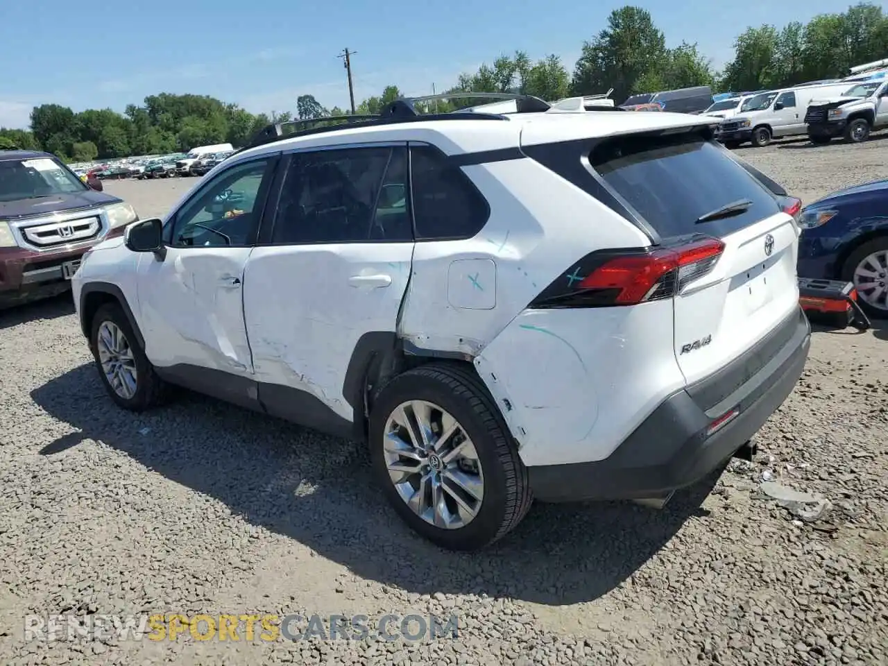 2 Photograph of a damaged car 2T3A1RFV7LC133493 TOYOTA RAV4 2020