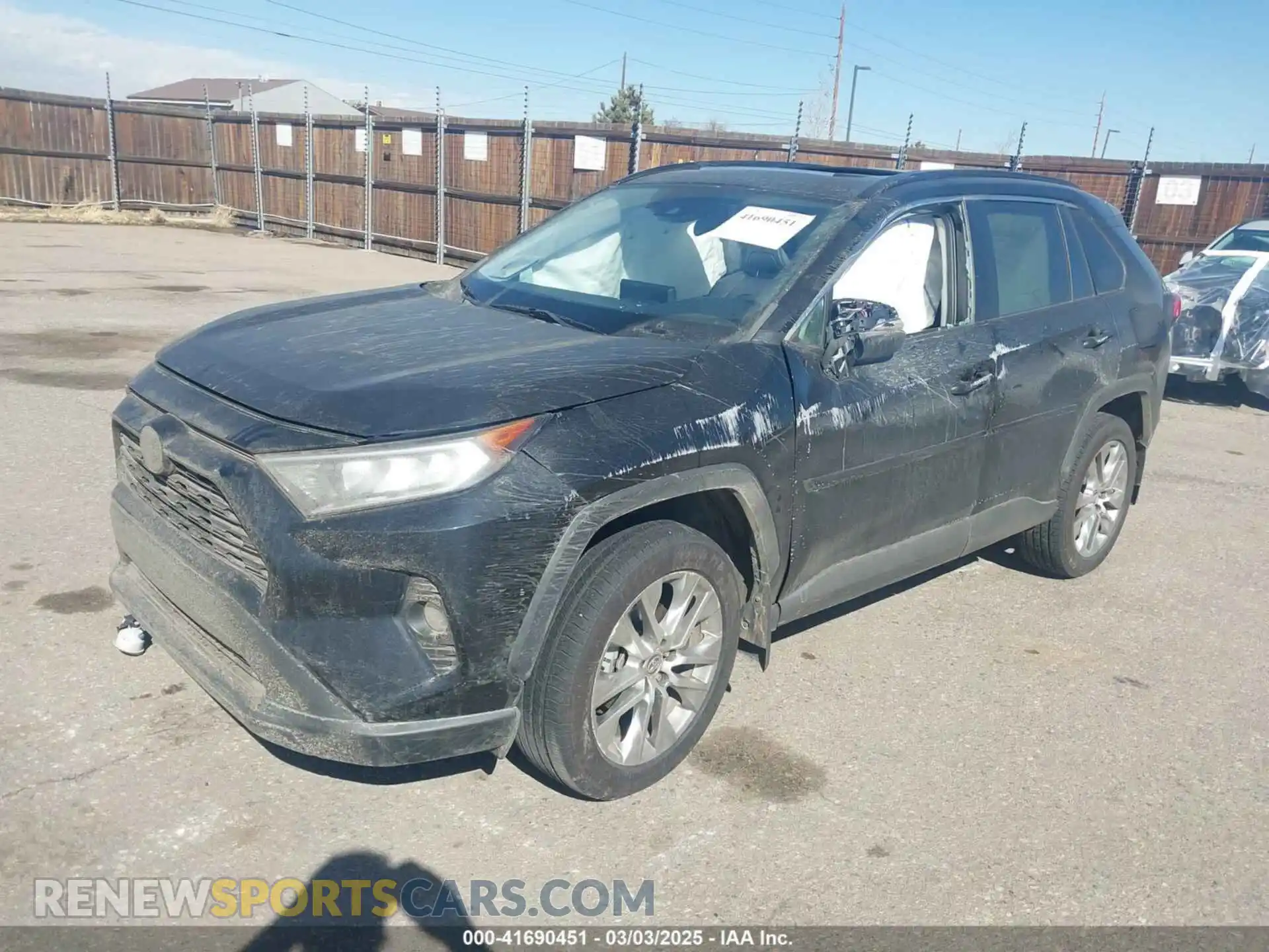 2 Photograph of a damaged car 2T3A1RFV9LW124342 TOYOTA RAV4 2020