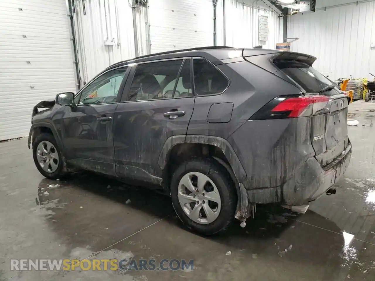 2 Photograph of a damaged car 2T3B1RFV0LW092076 TOYOTA RAV4 2020