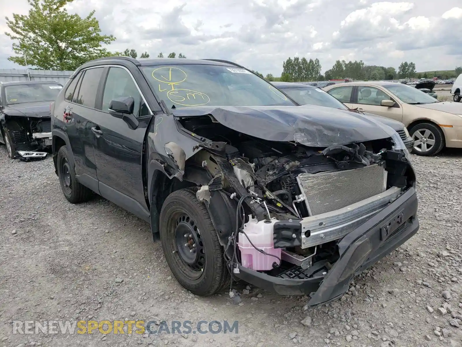 1 Photograph of a damaged car 2T3B1RFV4LC061589 TOYOTA RAV4 2020