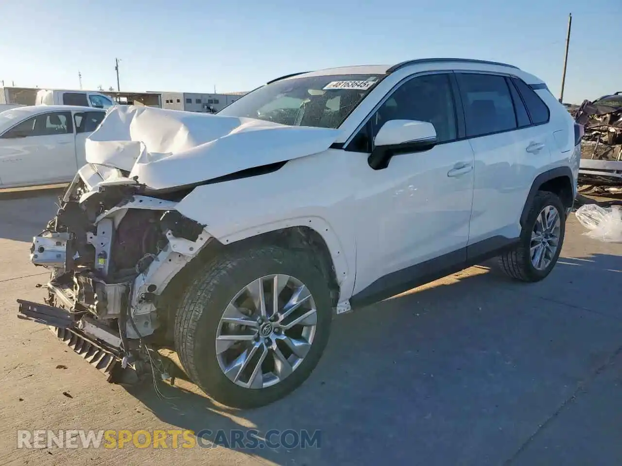 1 Photograph of a damaged car 2T3C1RFV0LC037343 TOYOTA RAV4 2020