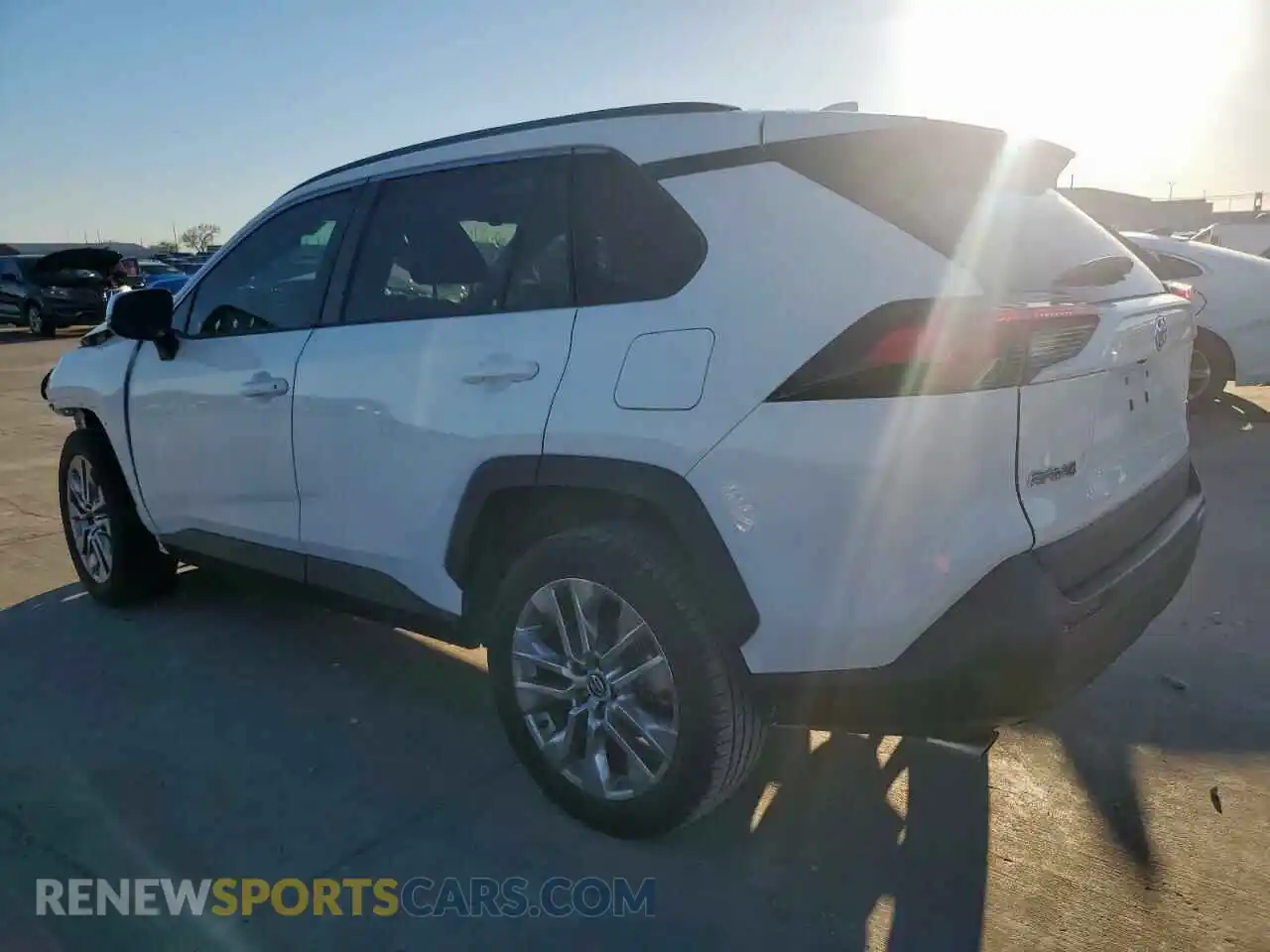 2 Photograph of a damaged car 2T3C1RFV0LC037343 TOYOTA RAV4 2020