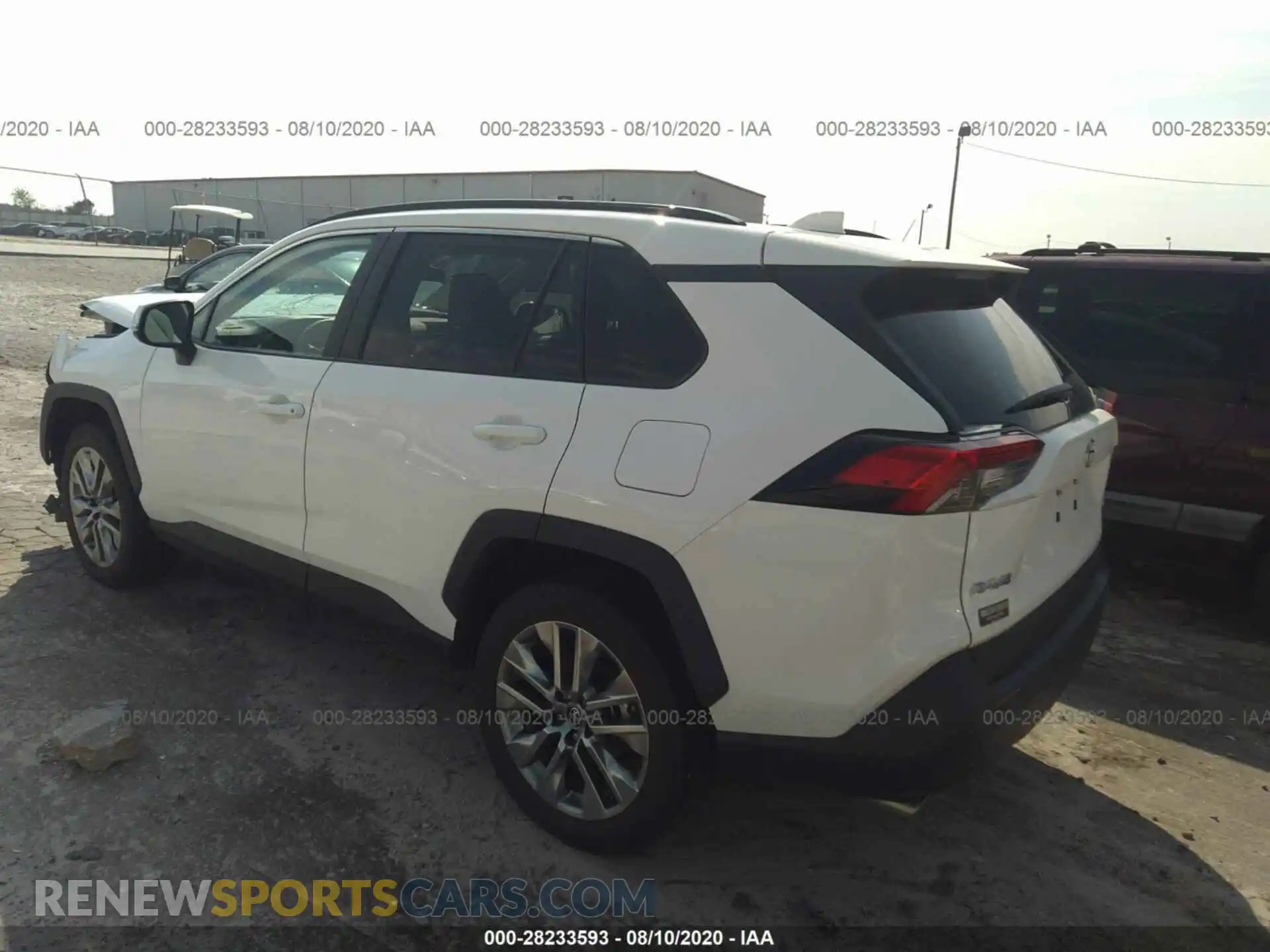 3 Photograph of a damaged car 2T3C1RFV1LC042762 TOYOTA RAV4 2020