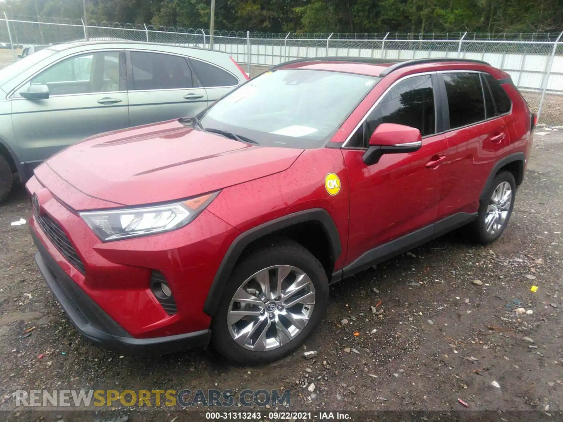 2 Photograph of a damaged car 2T3C1RFV3LC058445 TOYOTA RAV4 2020