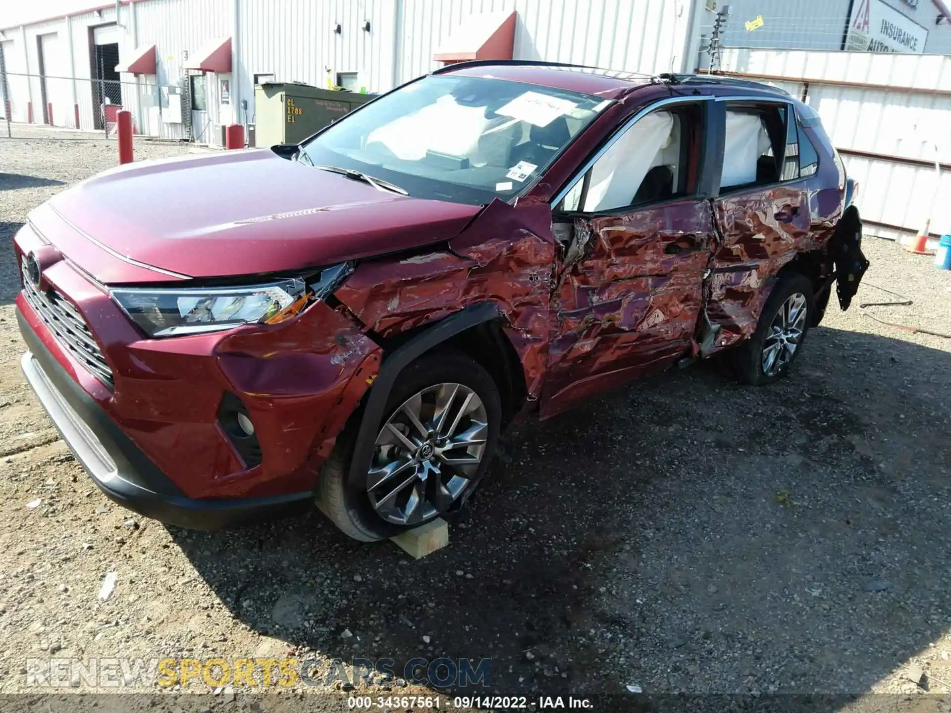 2 Фотография поврежденного автомобиля 2T3C1RFV3LW071629 TOYOTA RAV4 2020