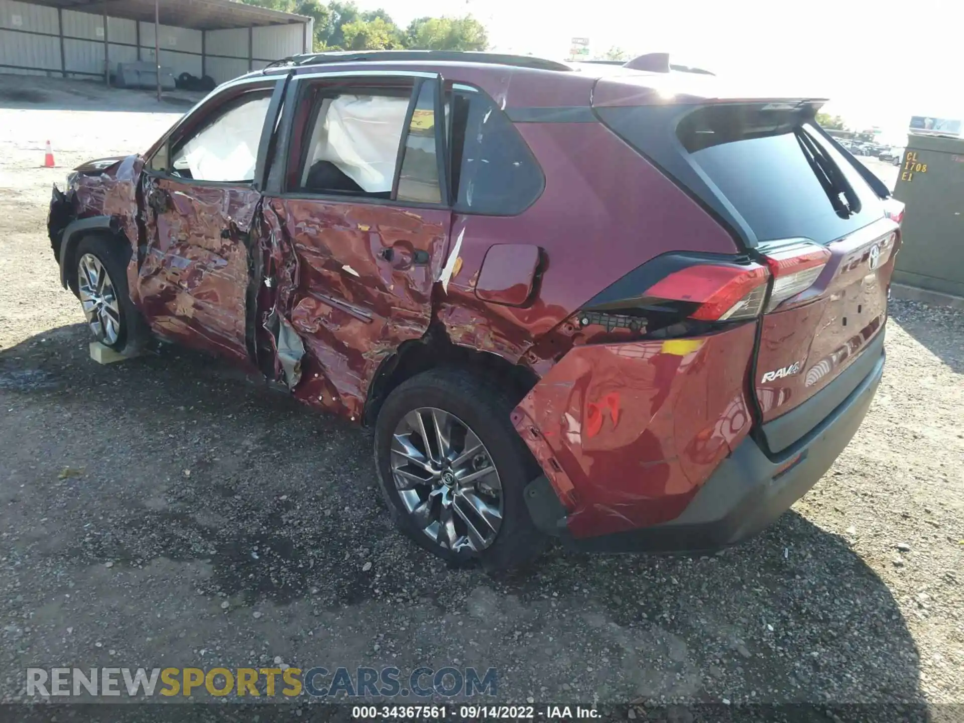 3 Фотография поврежденного автомобиля 2T3C1RFV3LW071629 TOYOTA RAV4 2020