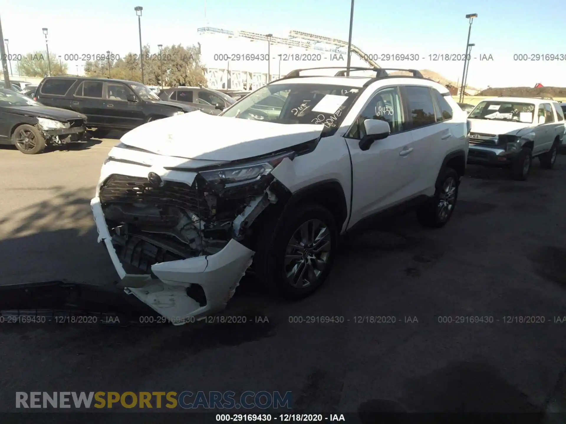 2 Photograph of a damaged car 2T3C1RFV3LW073591 TOYOTA RAV4 2020