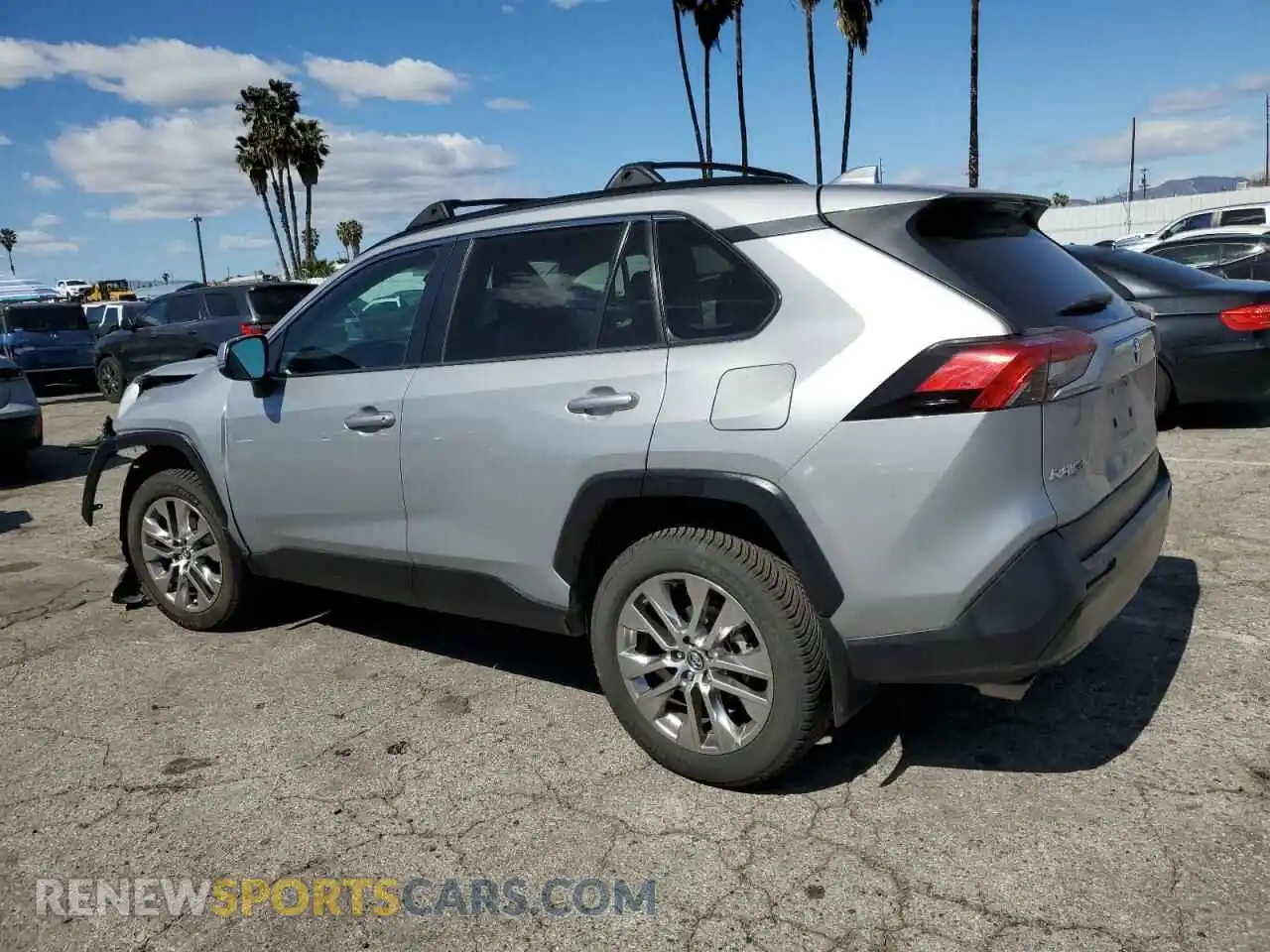 2 Photograph of a damaged car 2T3C1RFV4LW079612 TOYOTA RAV4 2020