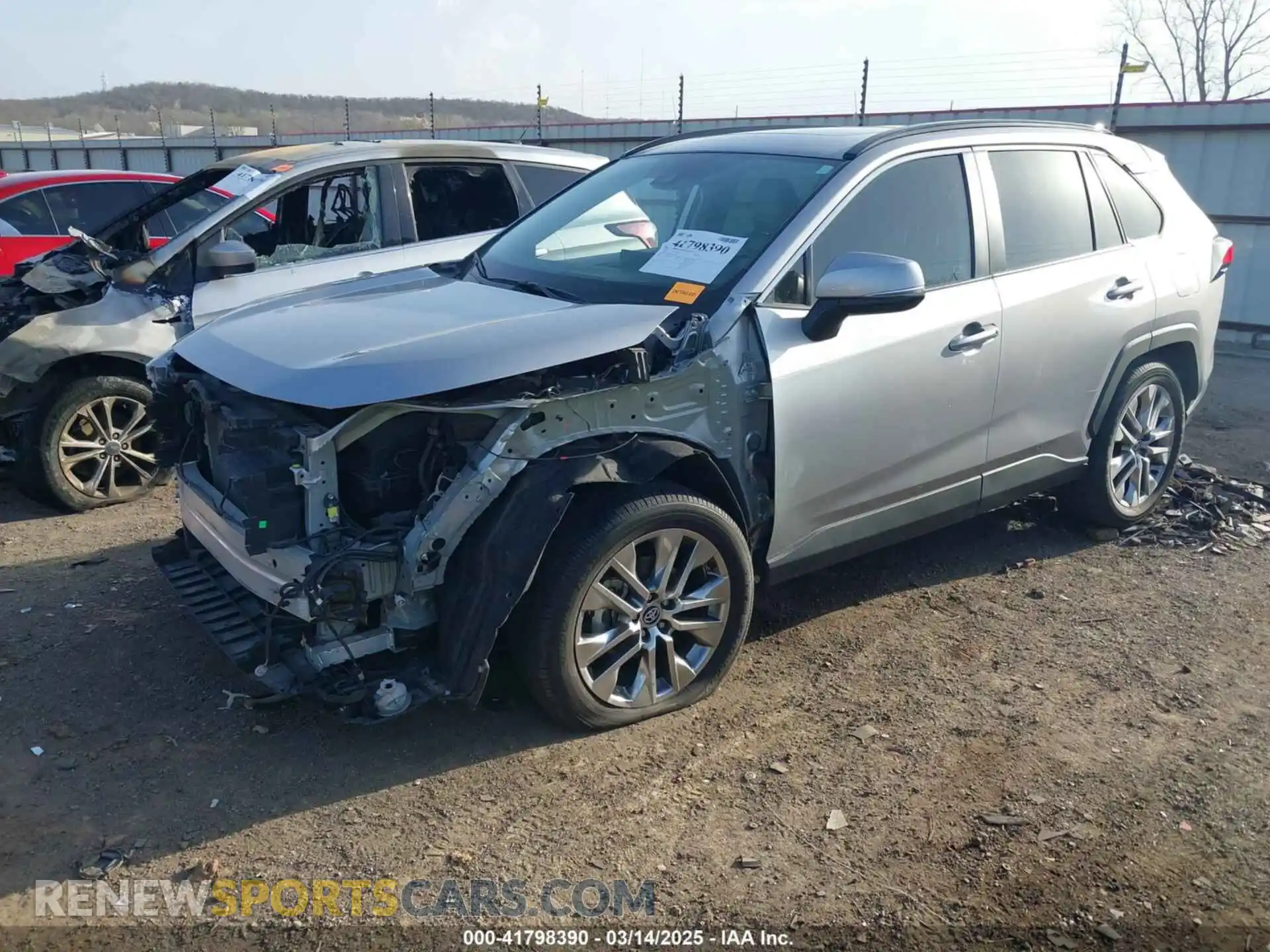 2 Photograph of a damaged car 2T3C1RFV7LC037467 TOYOTA RAV4 2020