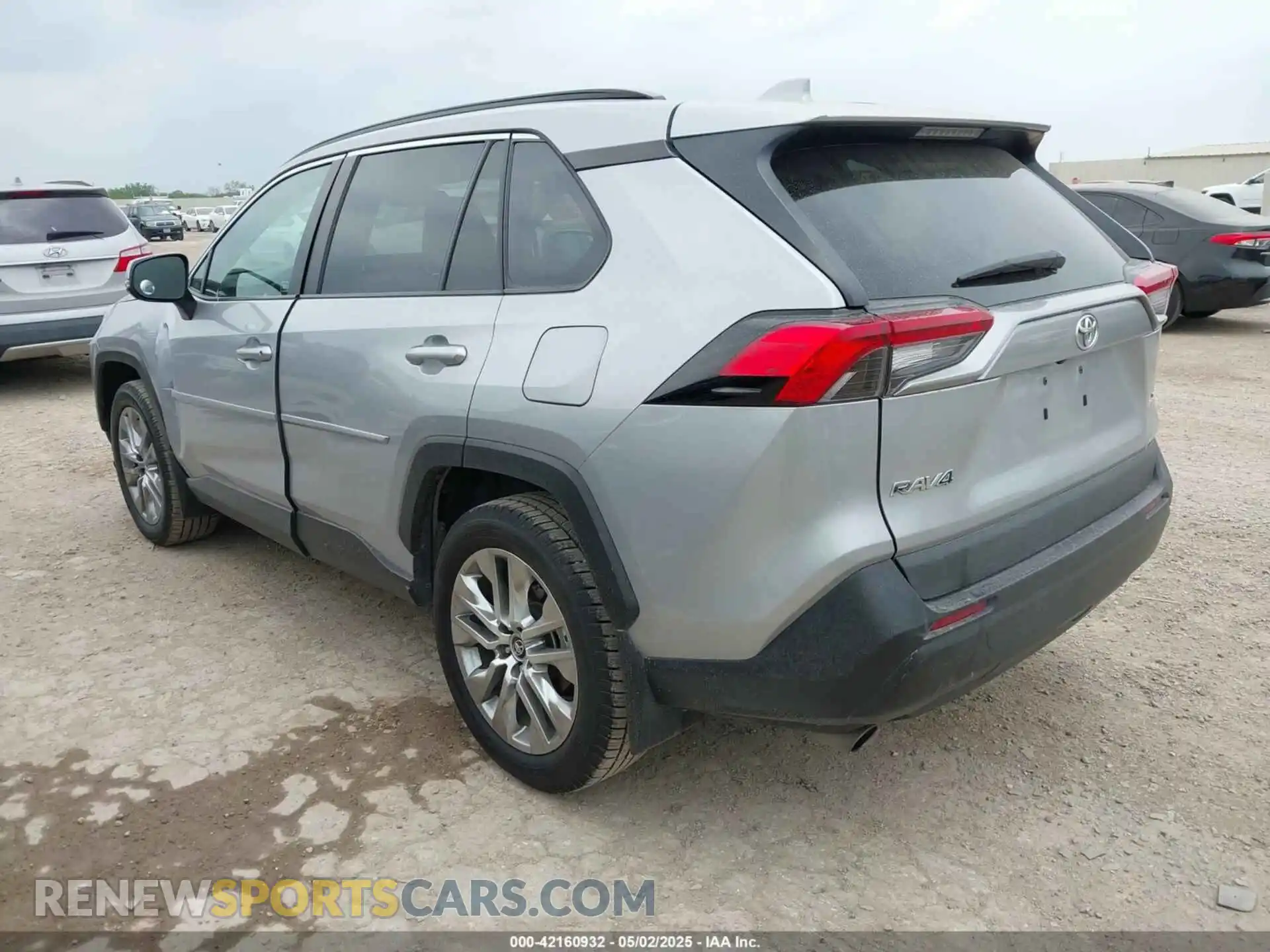 3 fotografías del automóvil dañado 2T3C1RFV7LW090037 TOYOTA RAV4 2020