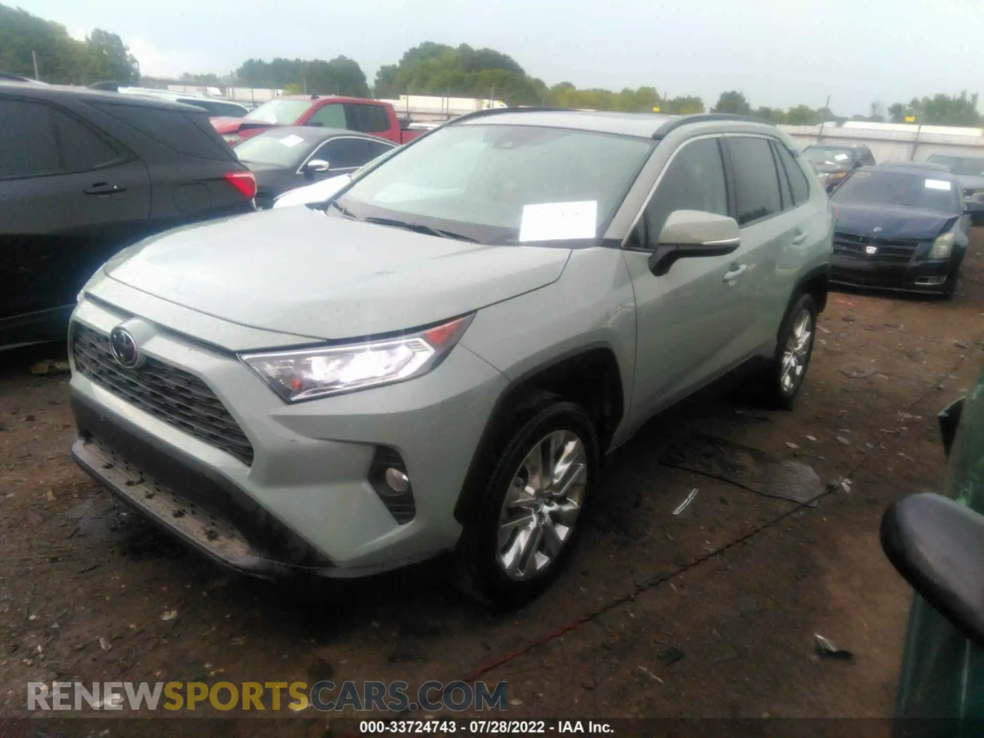2 Photograph of a damaged car 2T3C1RFV8LW091312 TOYOTA RAV4 2020