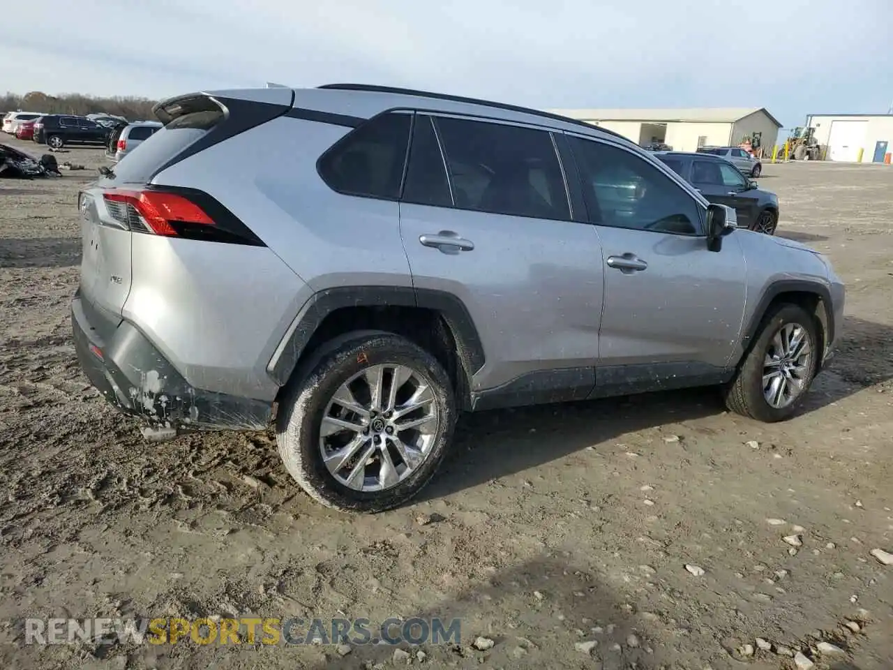 3 Photograph of a damaged car 2T3C1RFV9LC081440 TOYOTA RAV4 2020