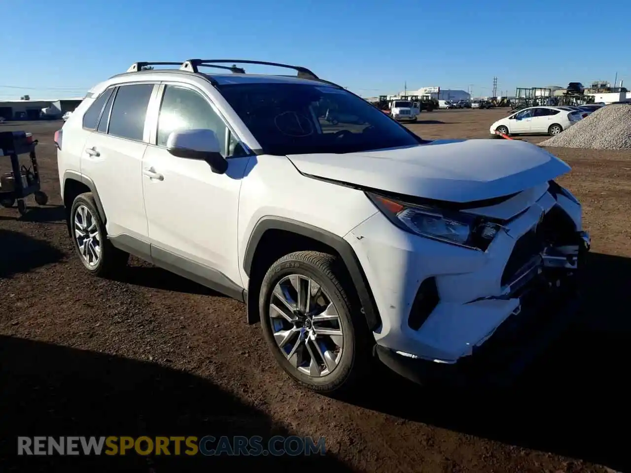 1 Photograph of a damaged car 2T3C1RFV9LC085424 TOYOTA RAV4 2020