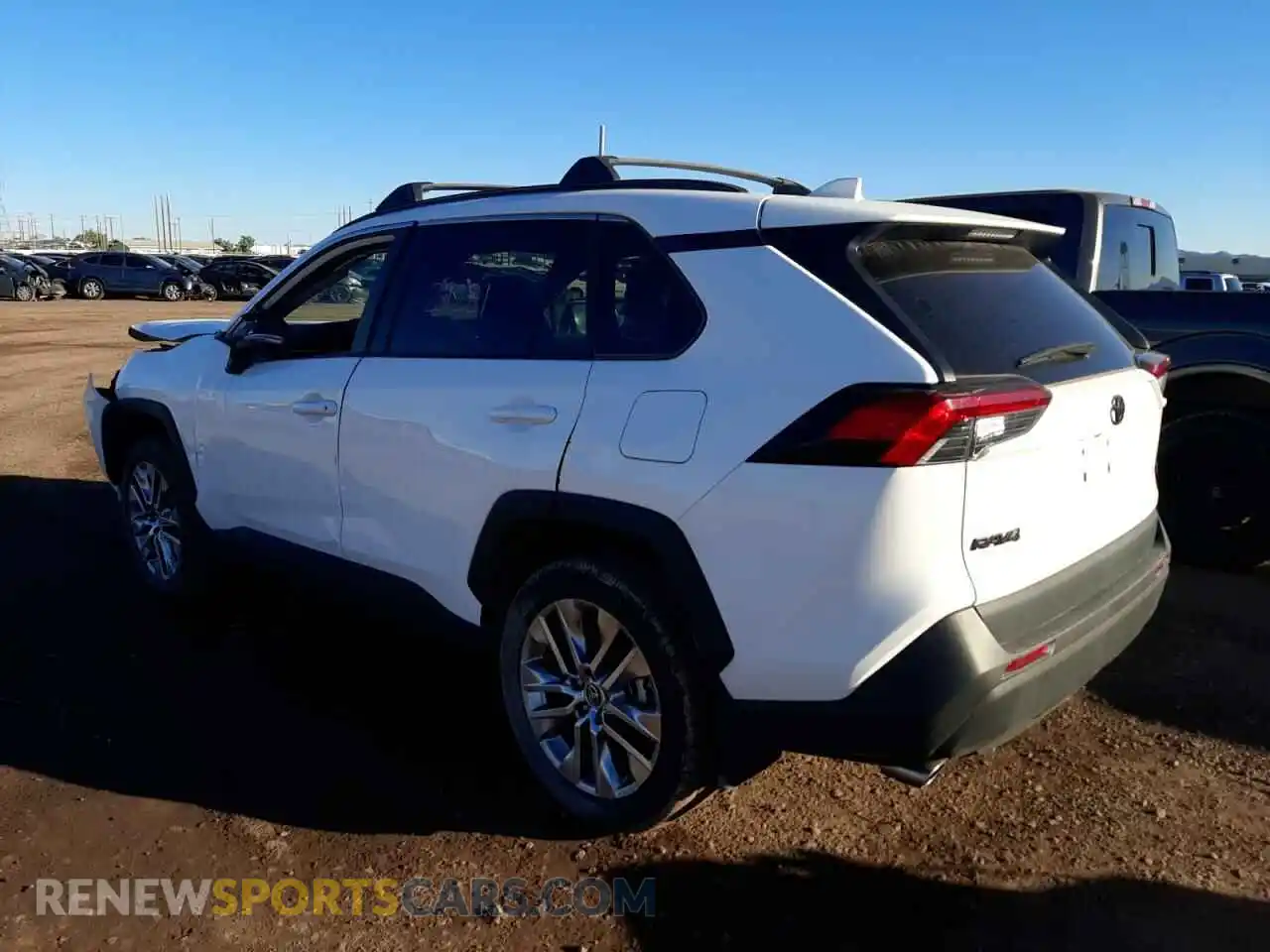 3 Photograph of a damaged car 2T3C1RFV9LC085424 TOYOTA RAV4 2020