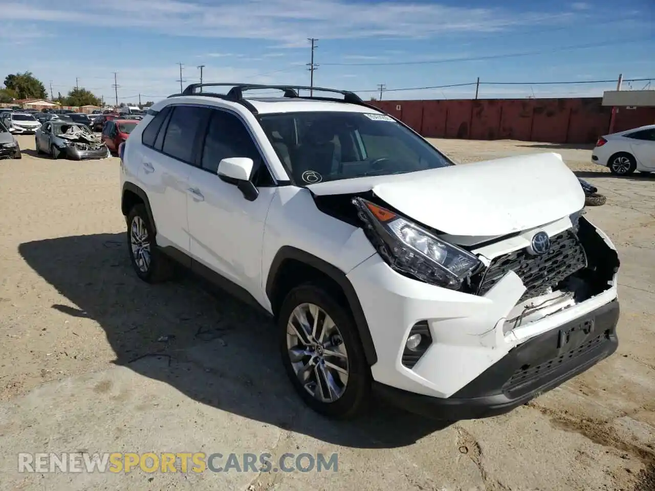 1 Photograph of a damaged car 2T3C1RFV9LW073529 TOYOTA RAV4 2020