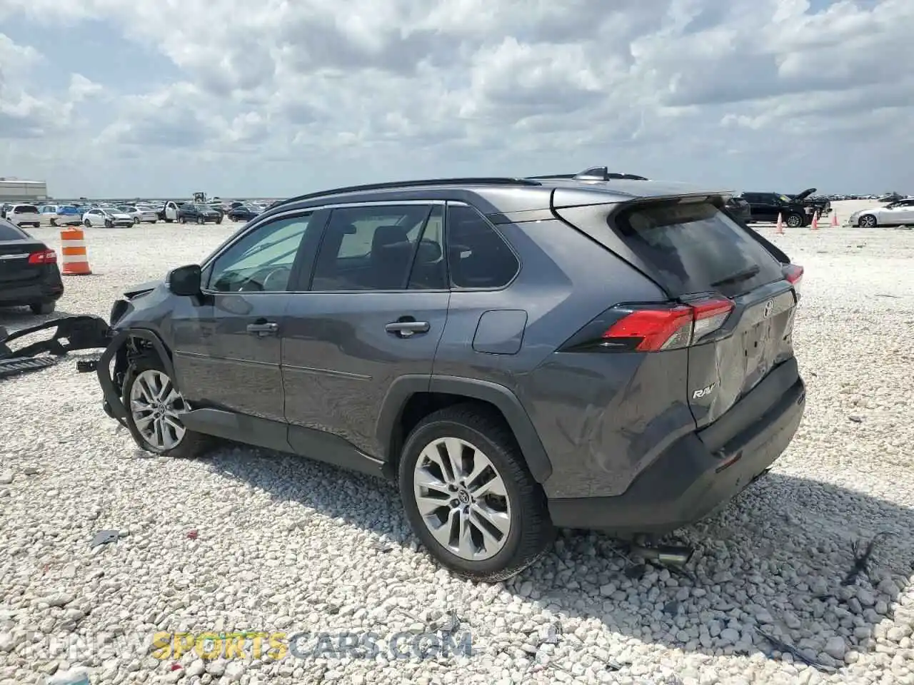 2 Photograph of a damaged car 2T3C1RFV9LW086698 TOYOTA RAV4 2020