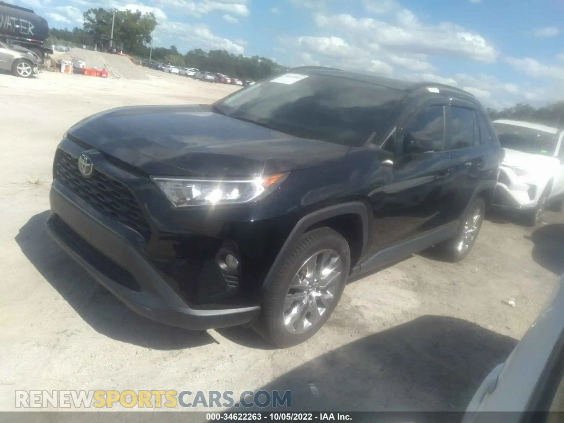 2 Photograph of a damaged car 2T3C1RFVXLC060497 TOYOTA RAV4 2020